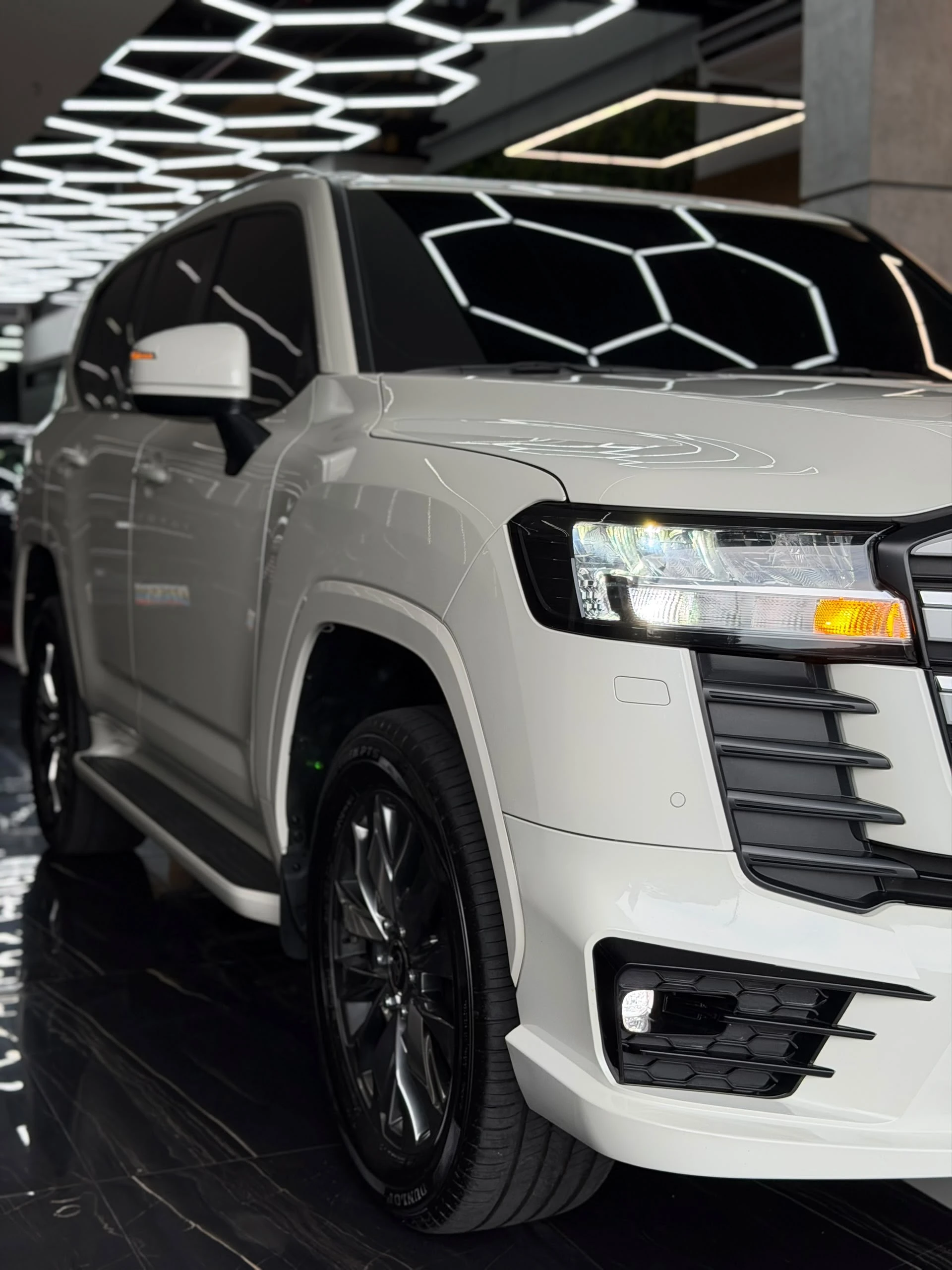 2025 Toyota Land Cruiser — foto 4
