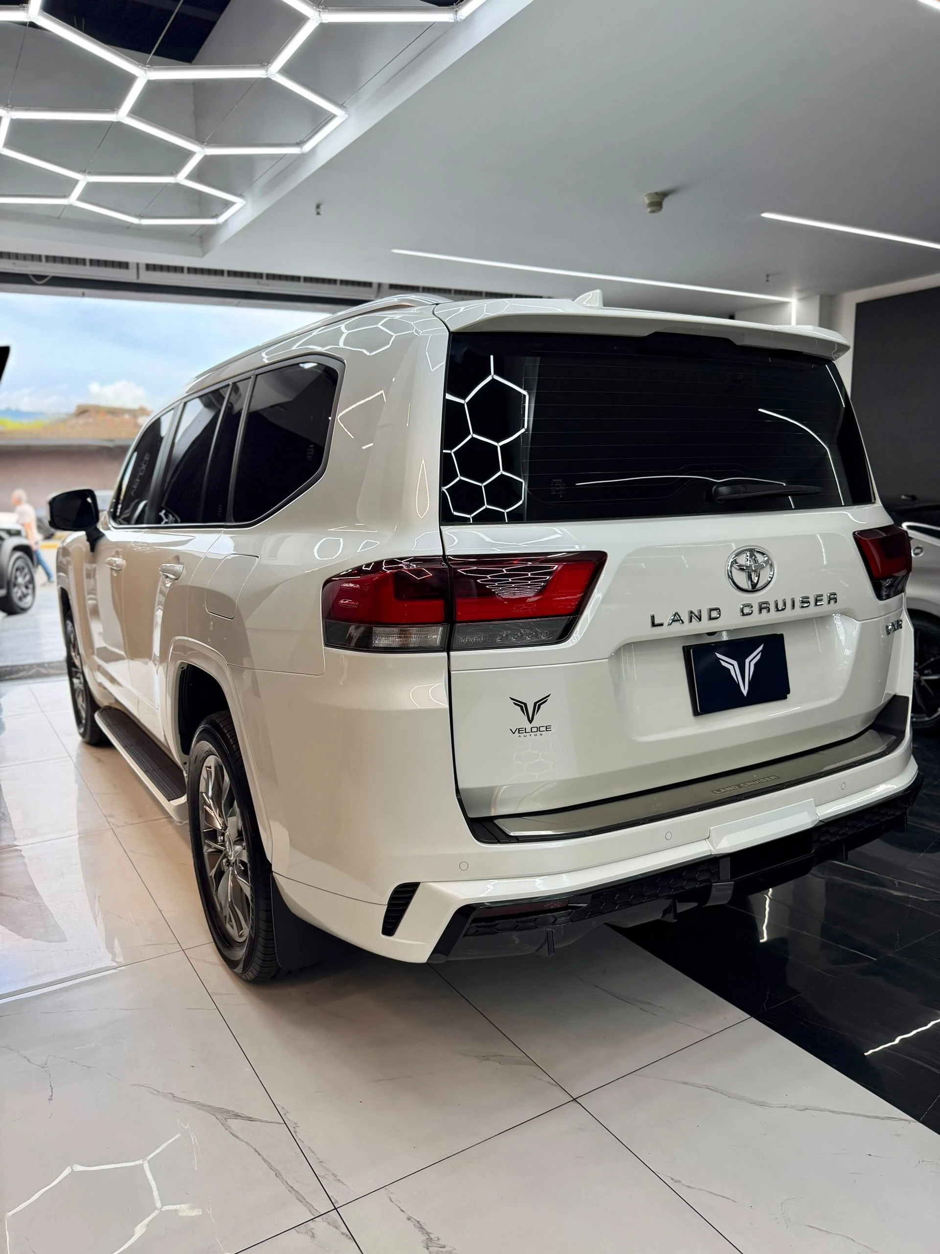2025 Toyota Land Cruiser — foto 18