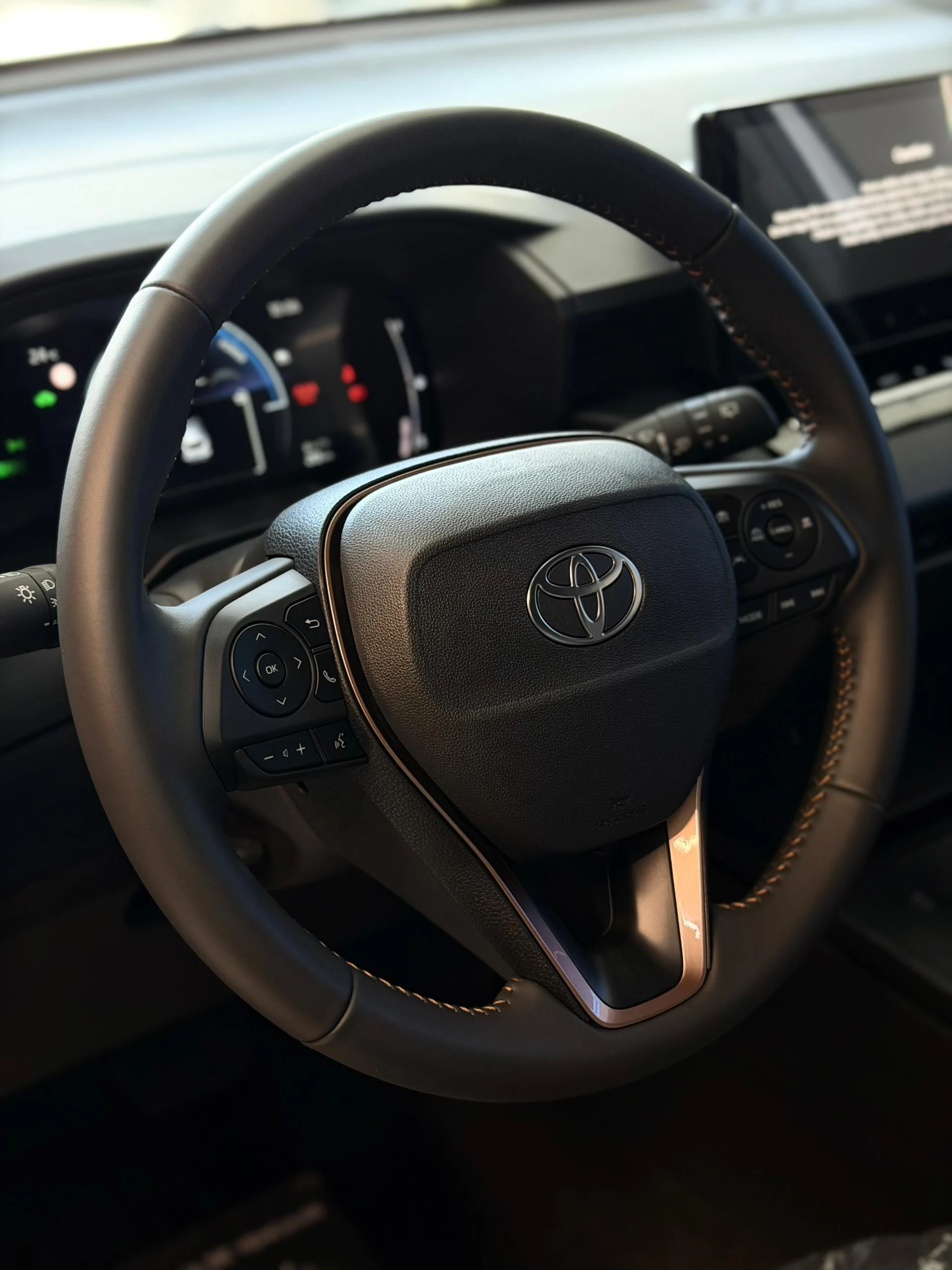 2026 Toyota Corolla Cross ELITE HEV — foto 13