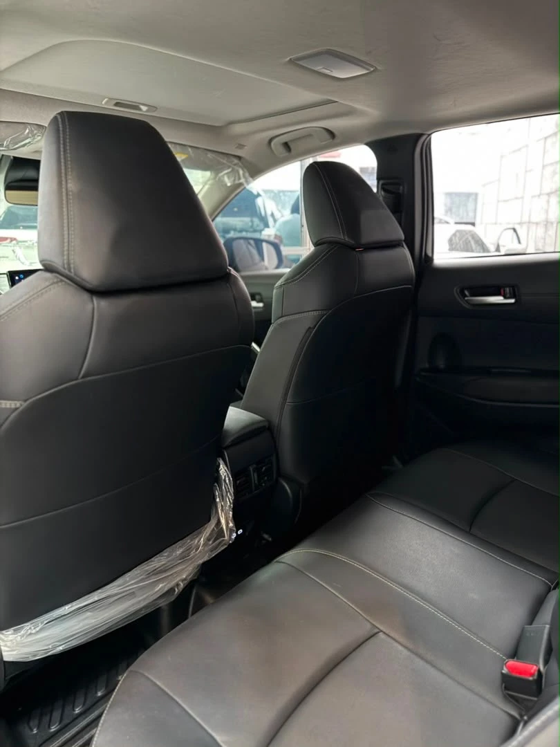 2025 Toyota Corolla Cross LUXURY — foto 7