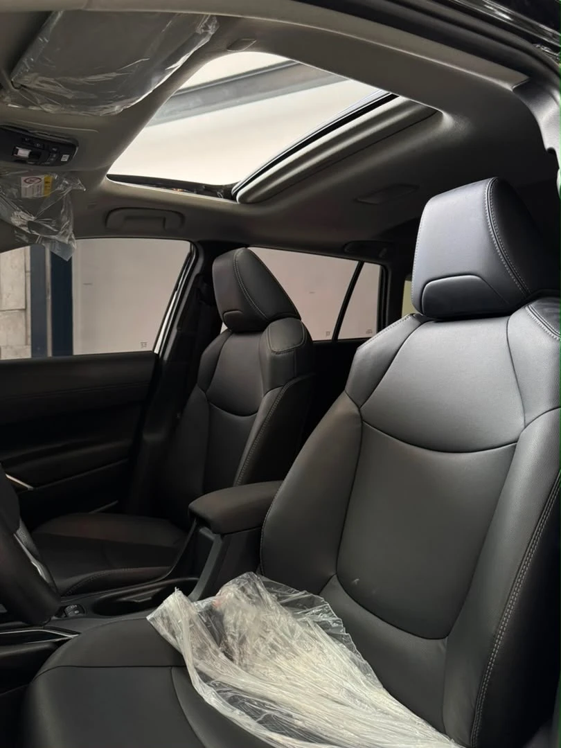2025 Toyota Corolla Cross LUXURY — foto 11