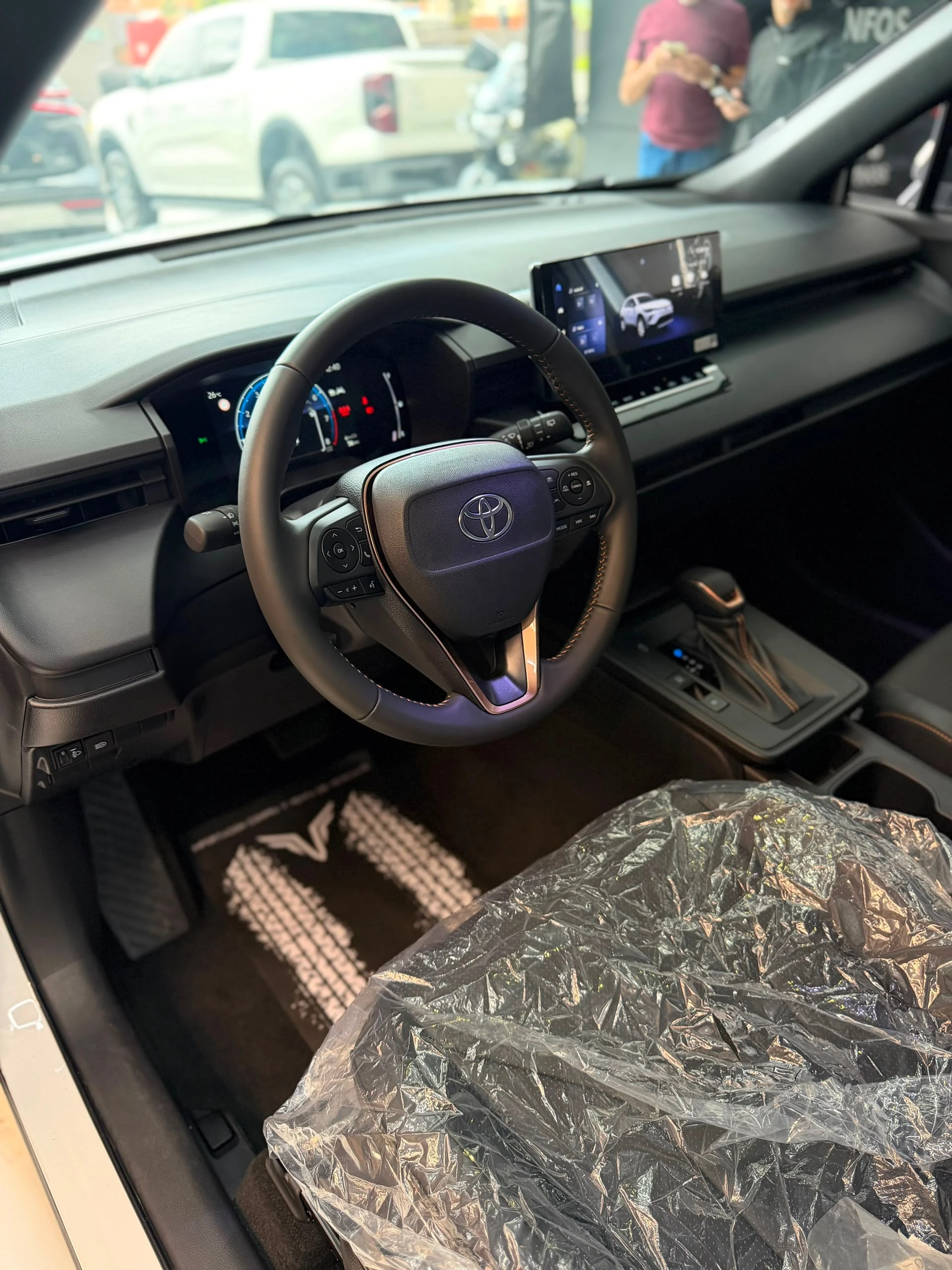 2026 Toyota Corolla Cross ELITE — foto 8