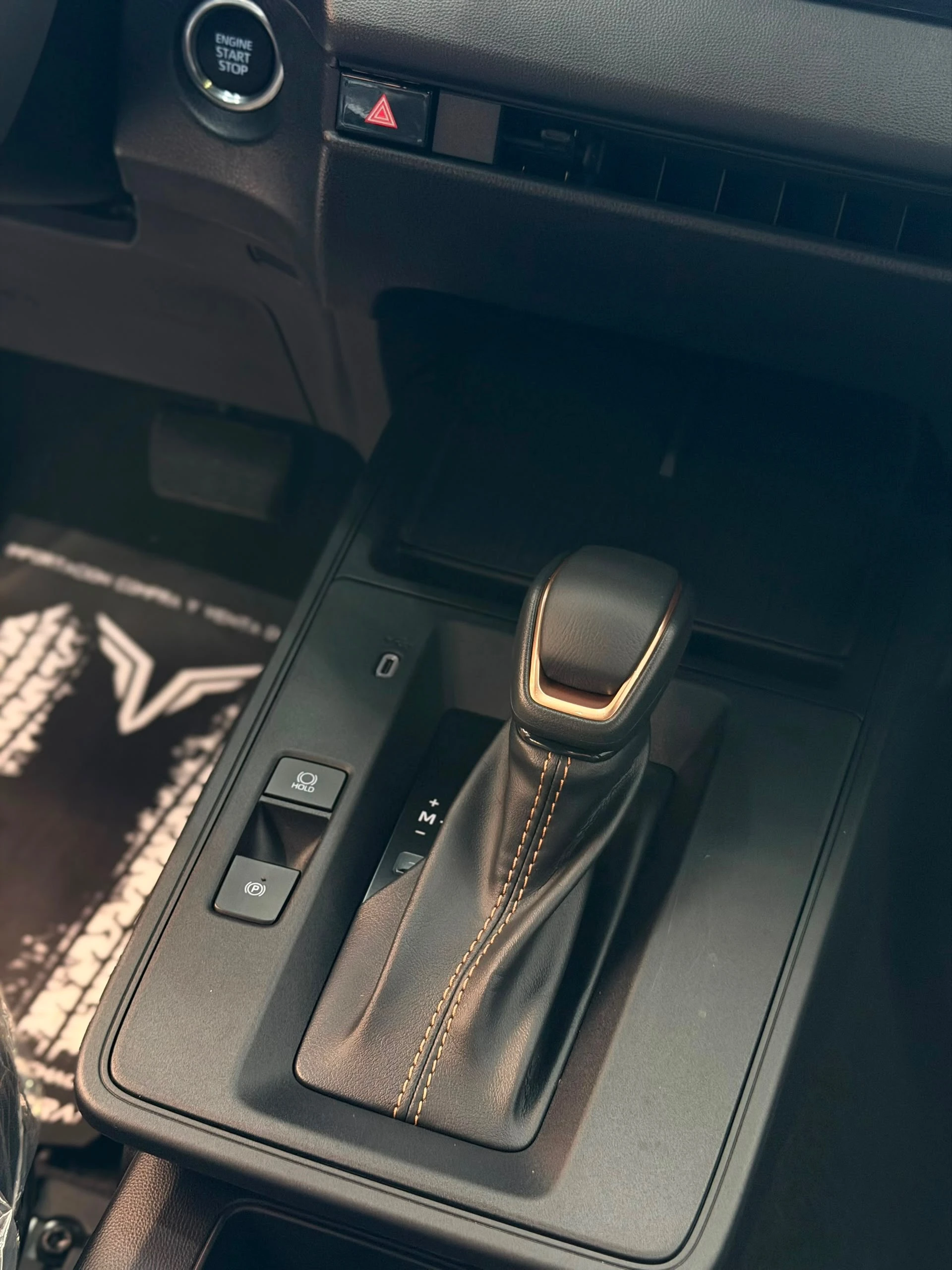 2026 Toyota Corolla Cross ELITE — foto 14
