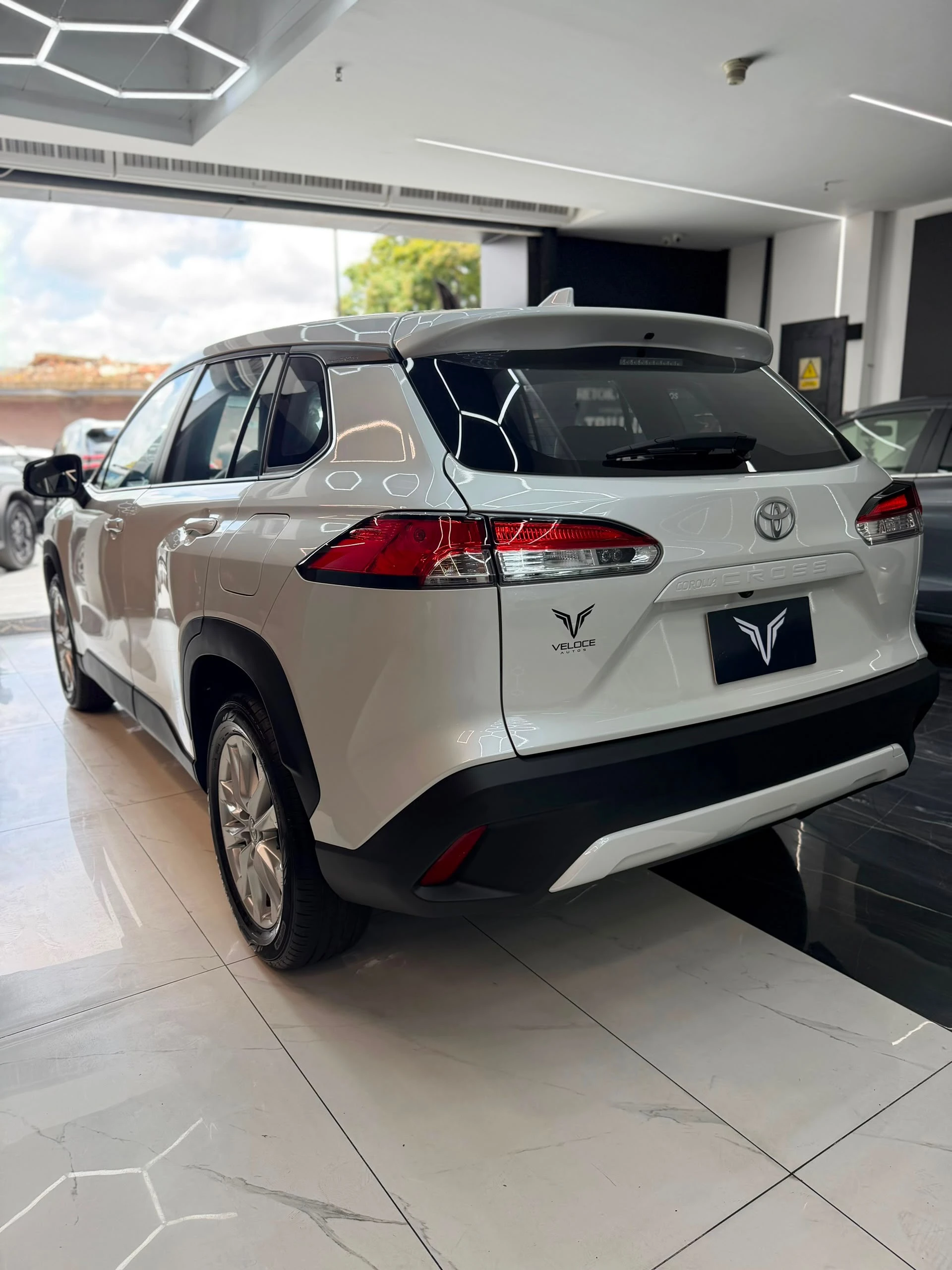 2026 Toyota Corolla Cross ELITE — foto 17