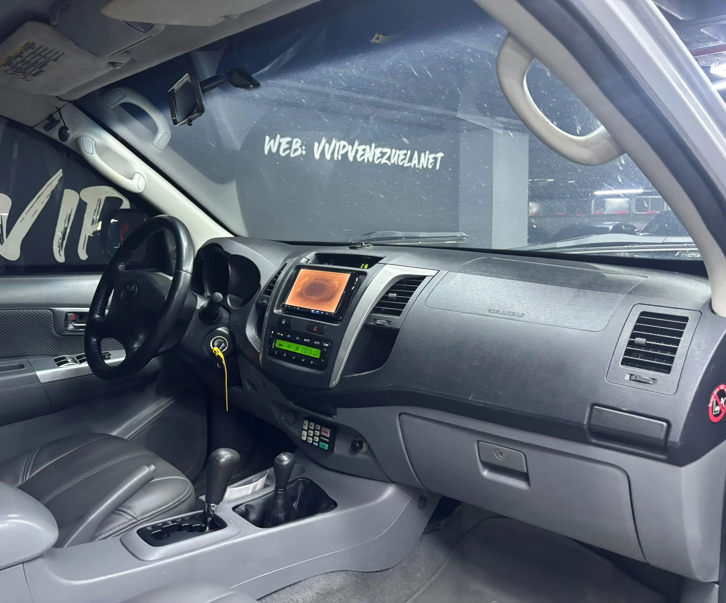2011 Toyota Hilux Kavak — foto 10