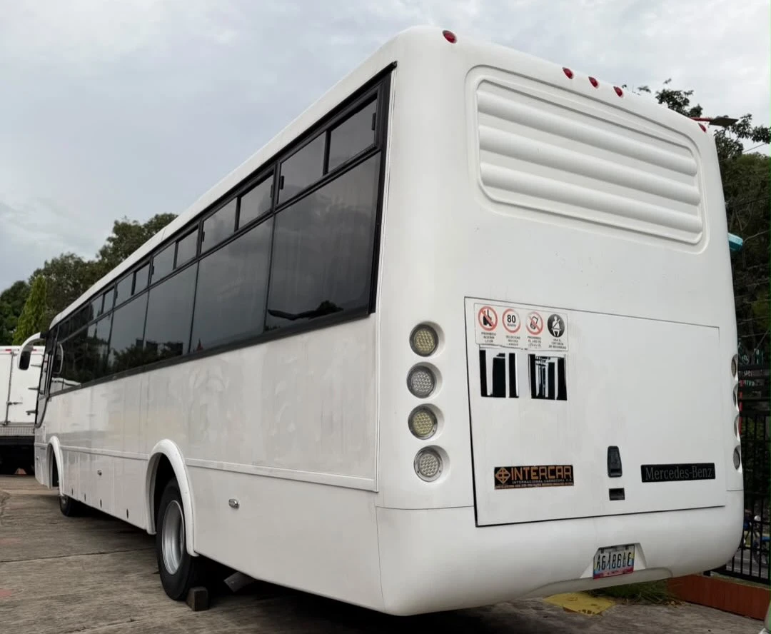 2013 Mercedes-Benz OF 1721 Full equipo — foto 2