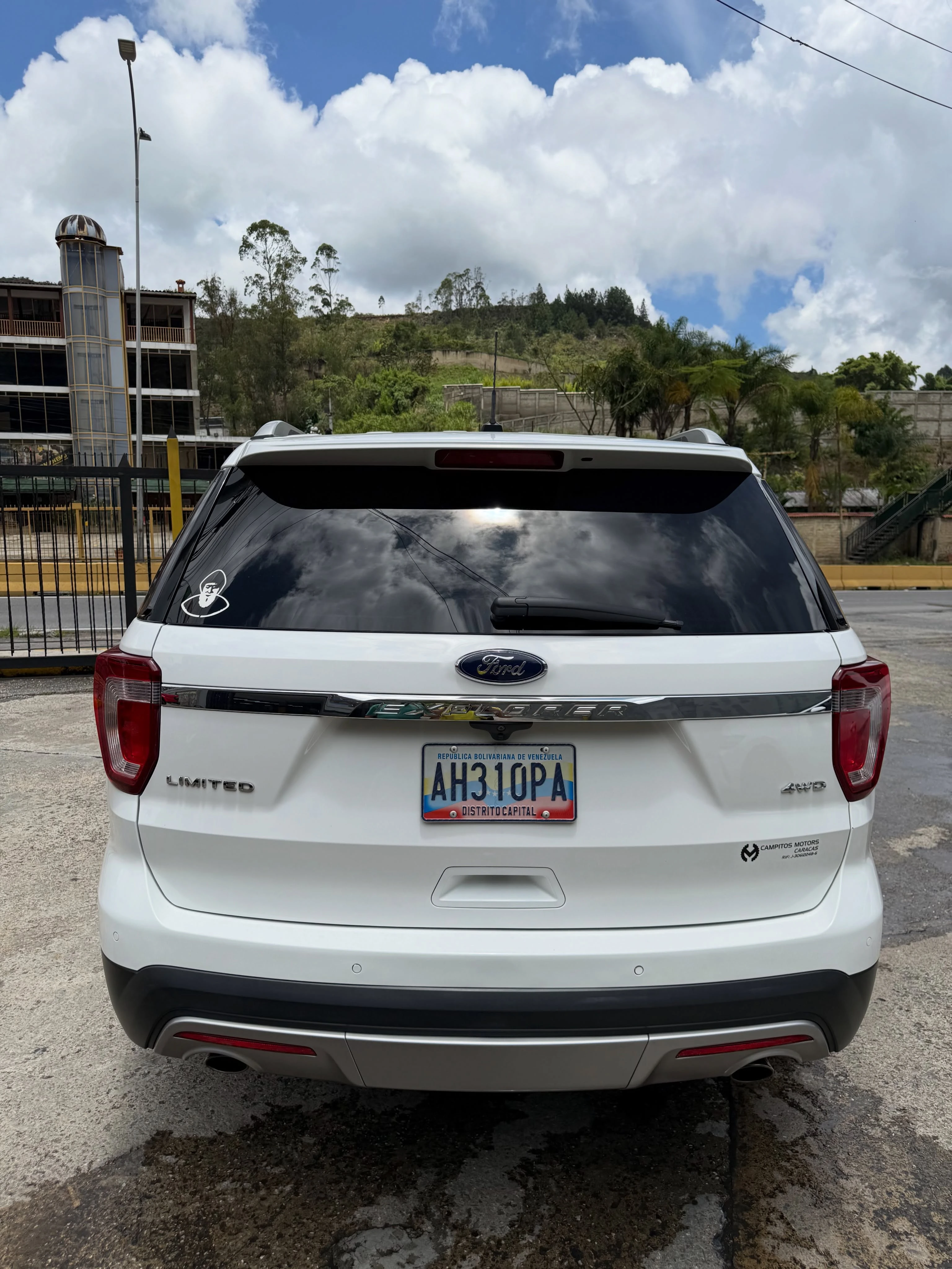 2016 Ford Explorer LIMITED — foto 3