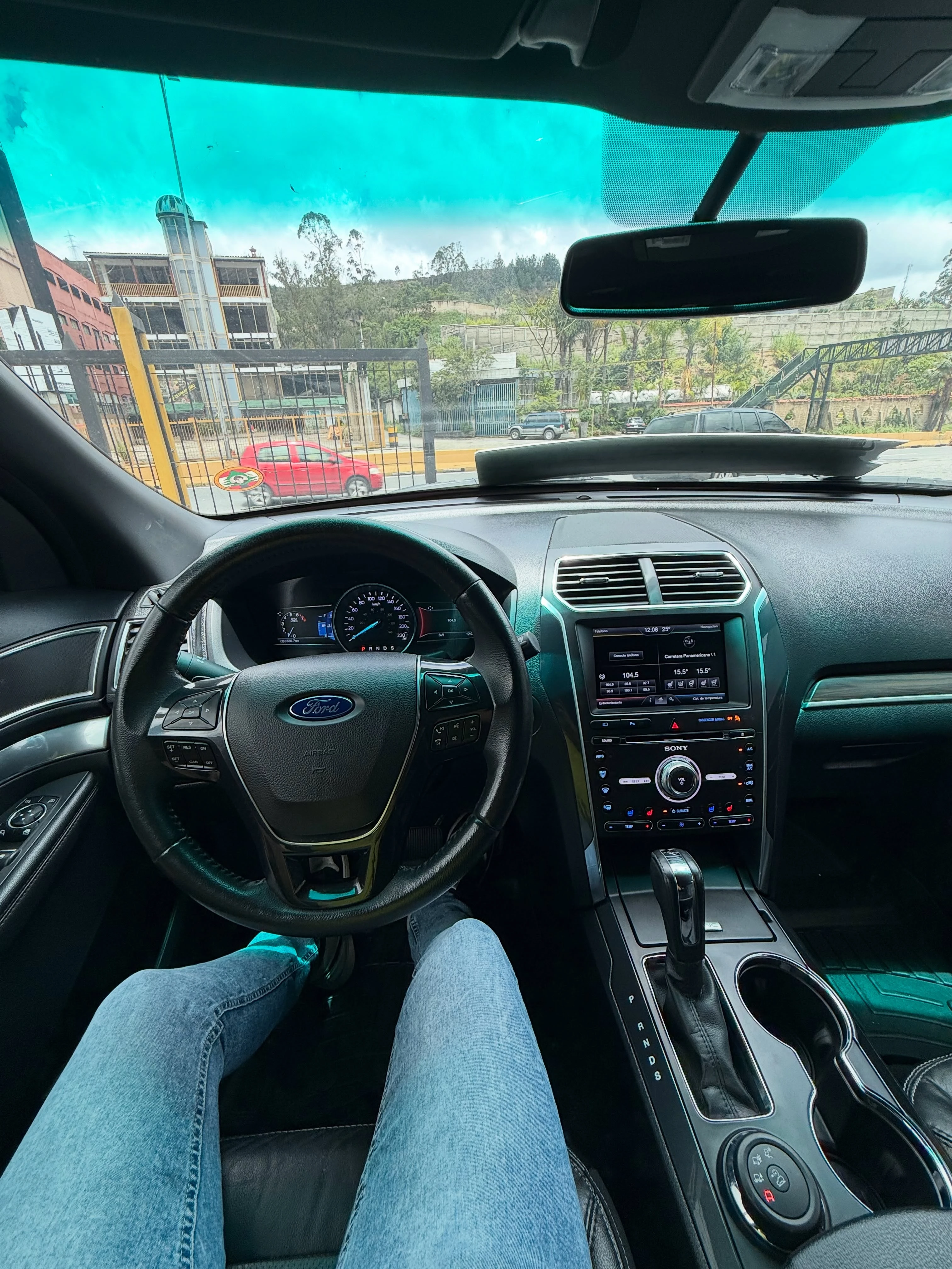 2016 Ford Explorer LIMITED — foto 9