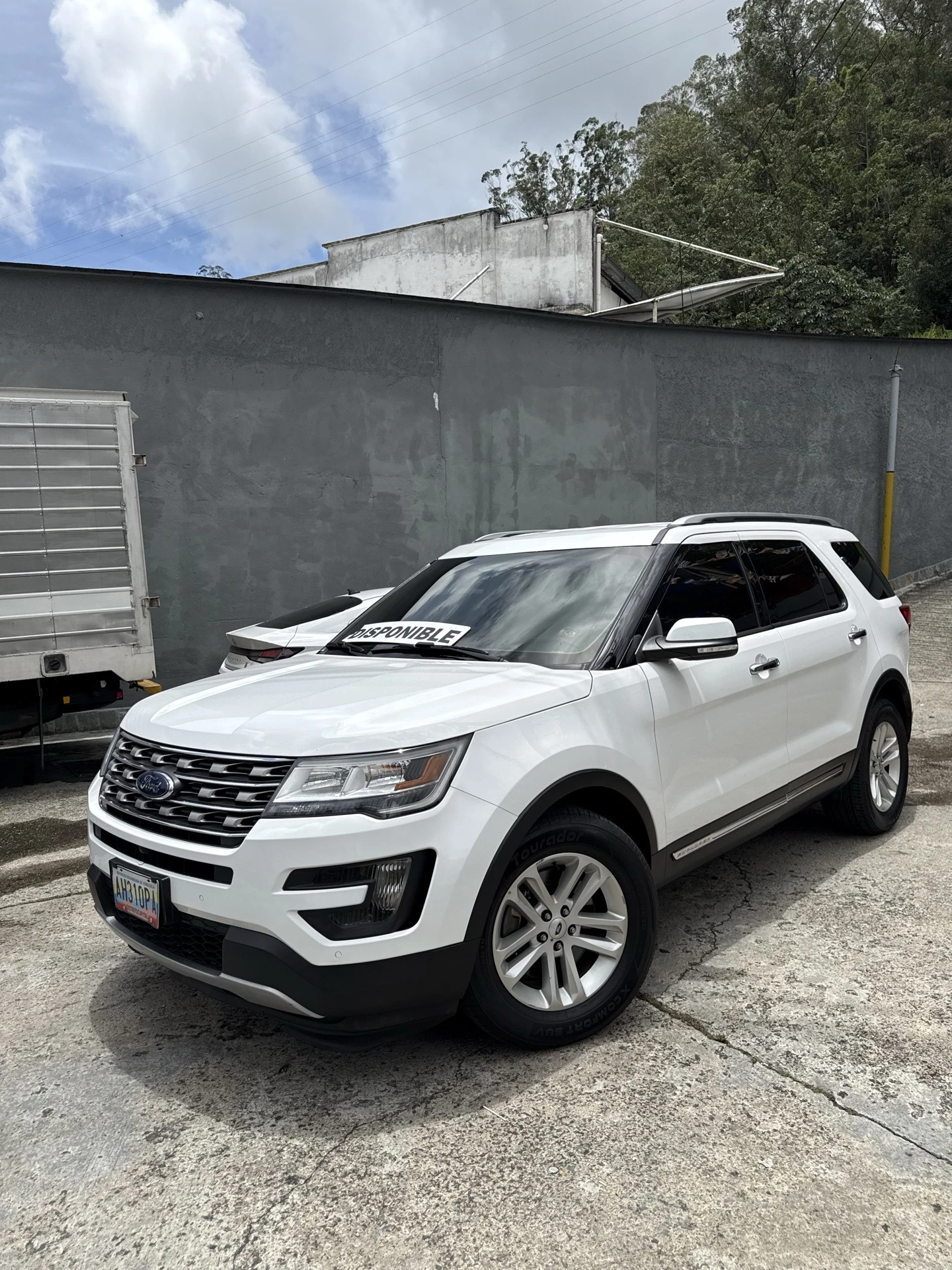 2016 Ford Explorer