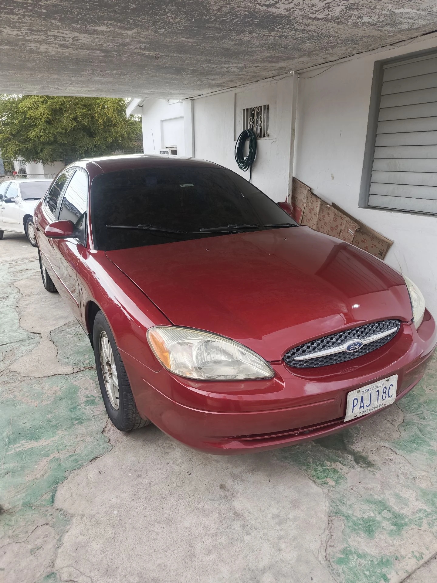 2002 Ford Taurus
