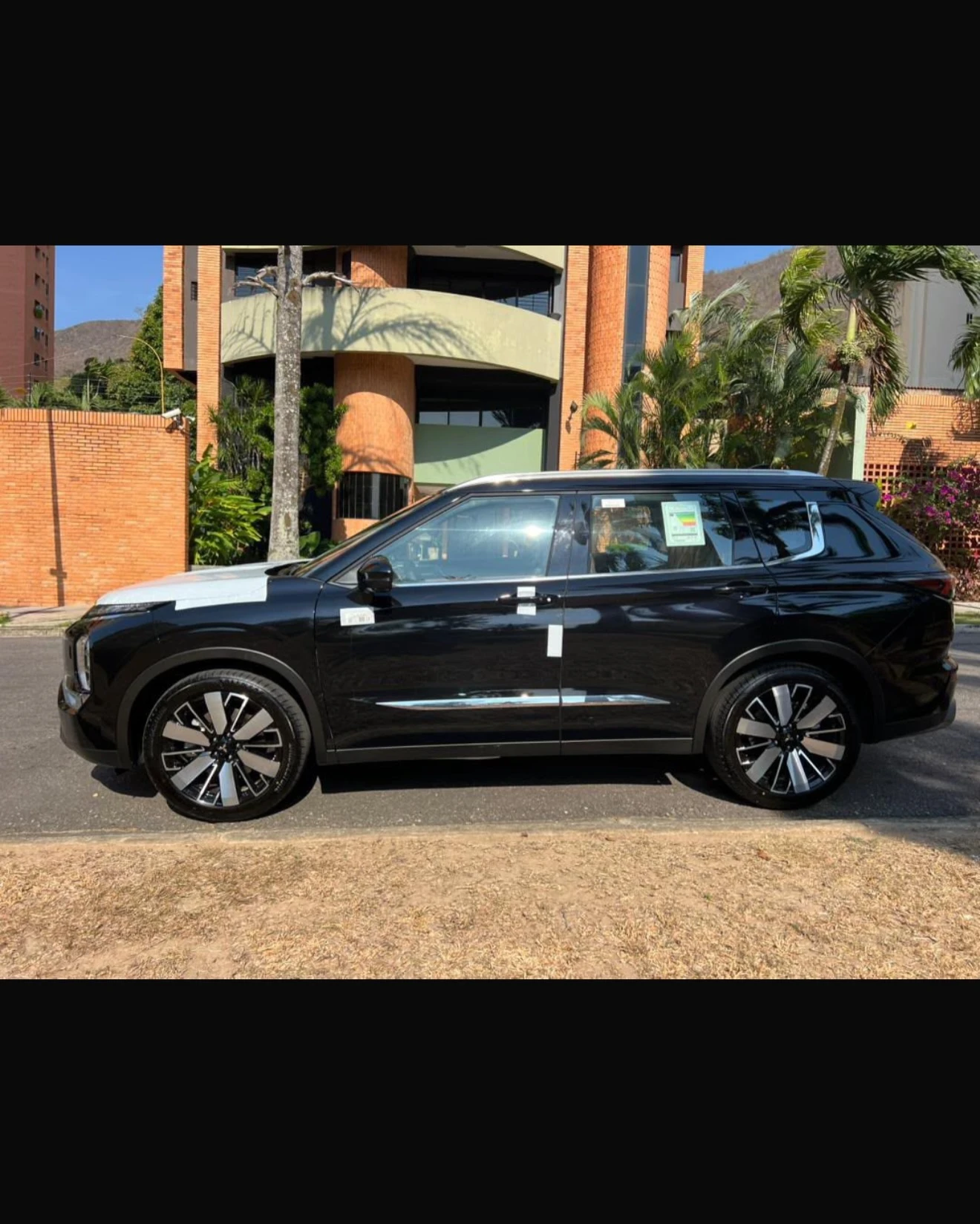 2026 Mitsubishi Outlander Launch edition — foto 5