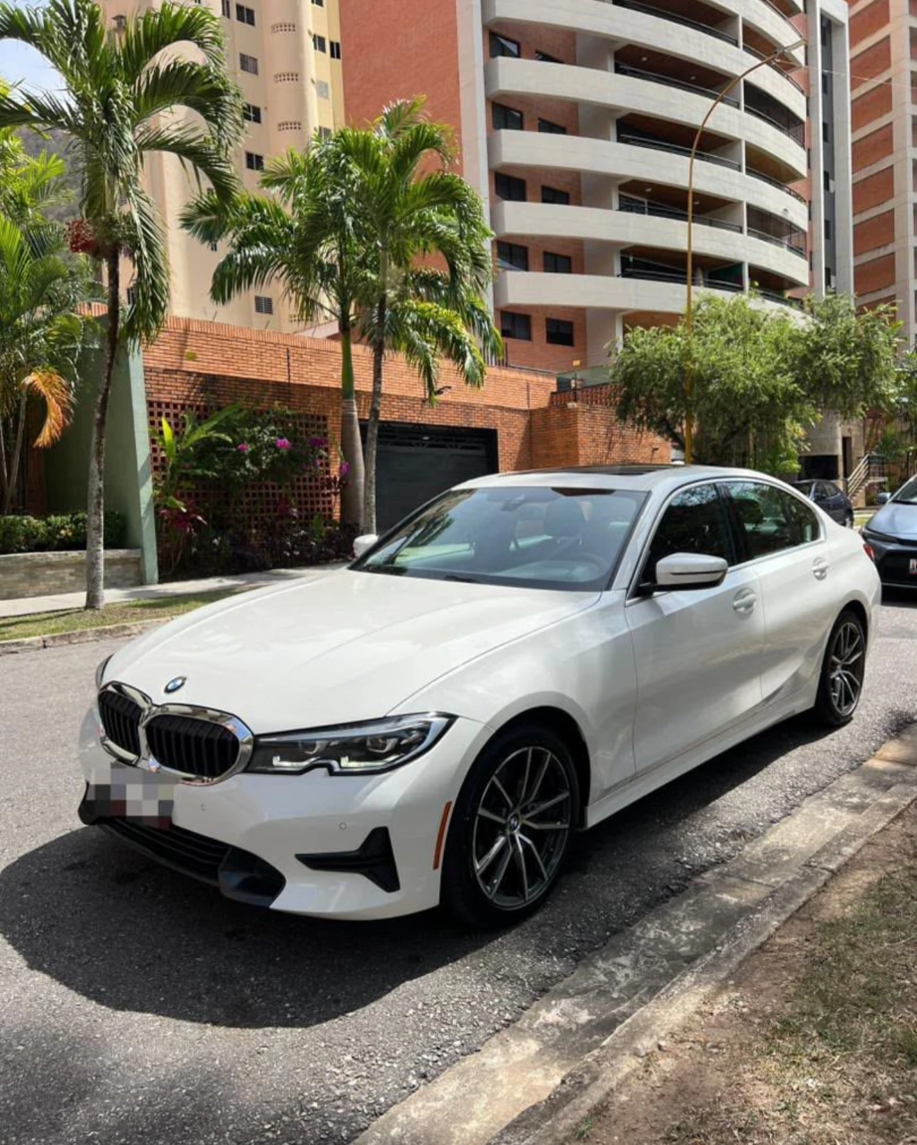 2021 BMW 330i
