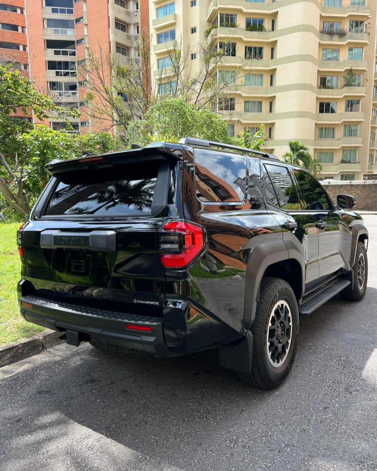 2025 Toyota 4Runner TRD sport IFORCEMAX — foto 3