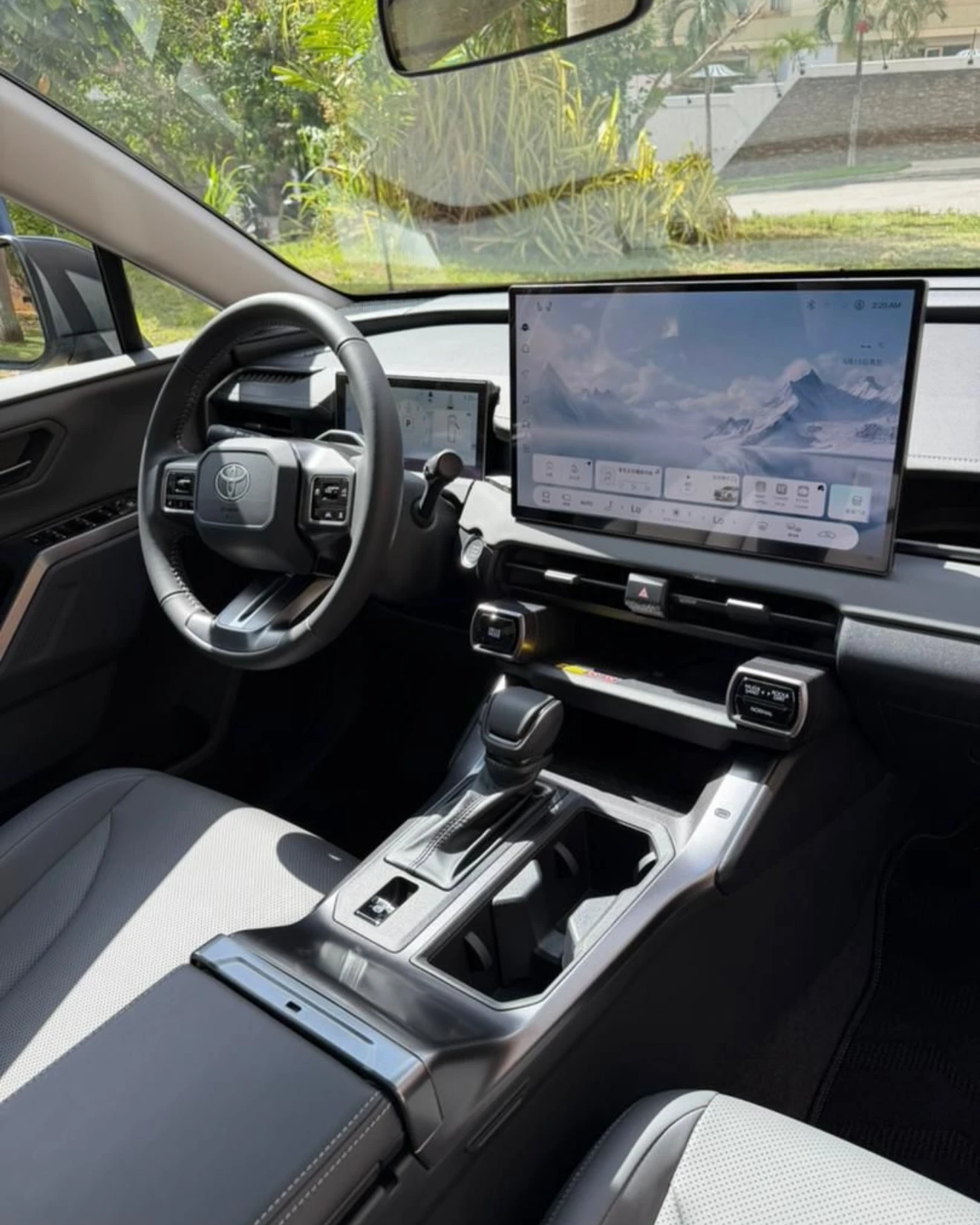 2026 Toyota RAV4 — foto 5