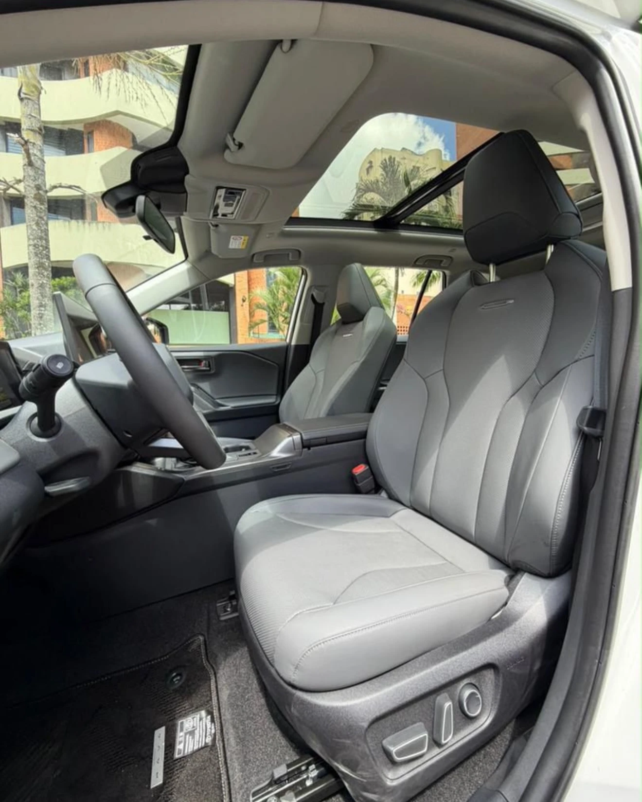 2026 Toyota RAV4 — foto 9