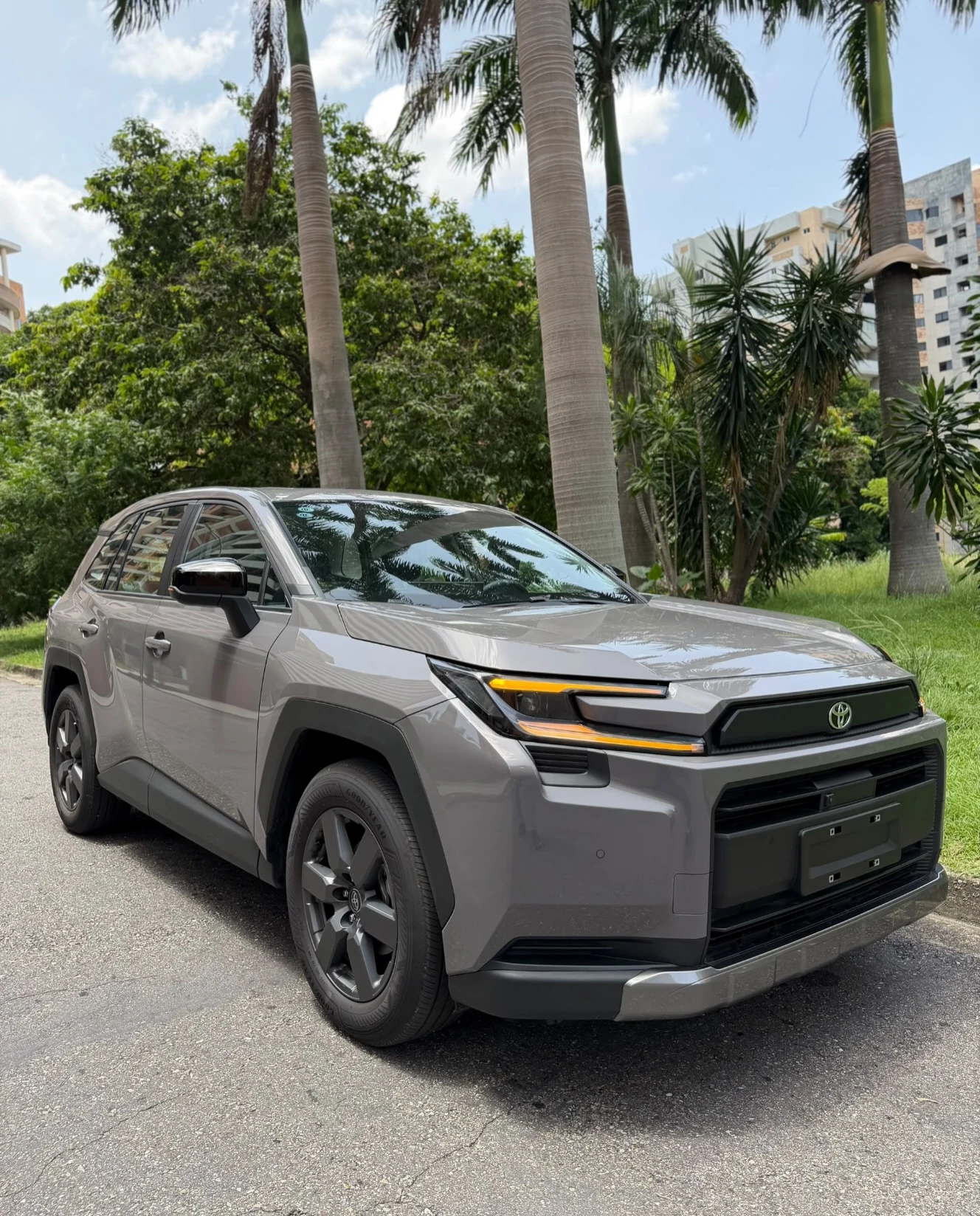 2026 Toyota RAV4 — foto 2