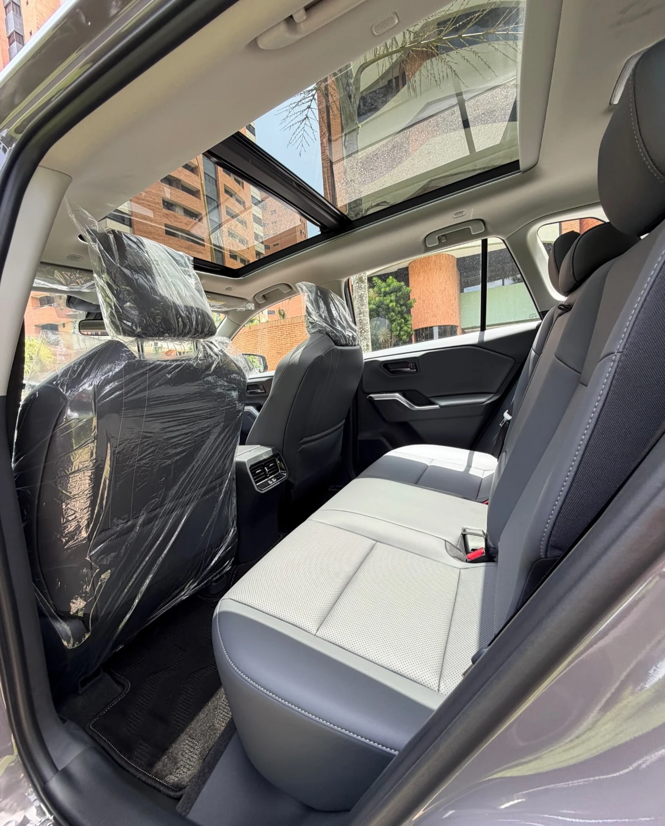 2026 Toyota RAV4 — foto 7