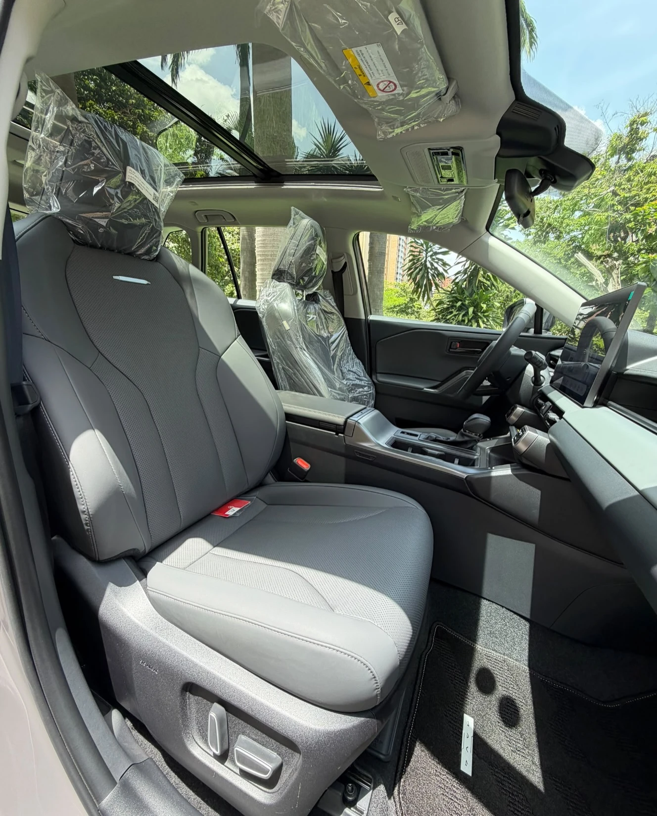 2026 Toyota RAV4 — foto 8