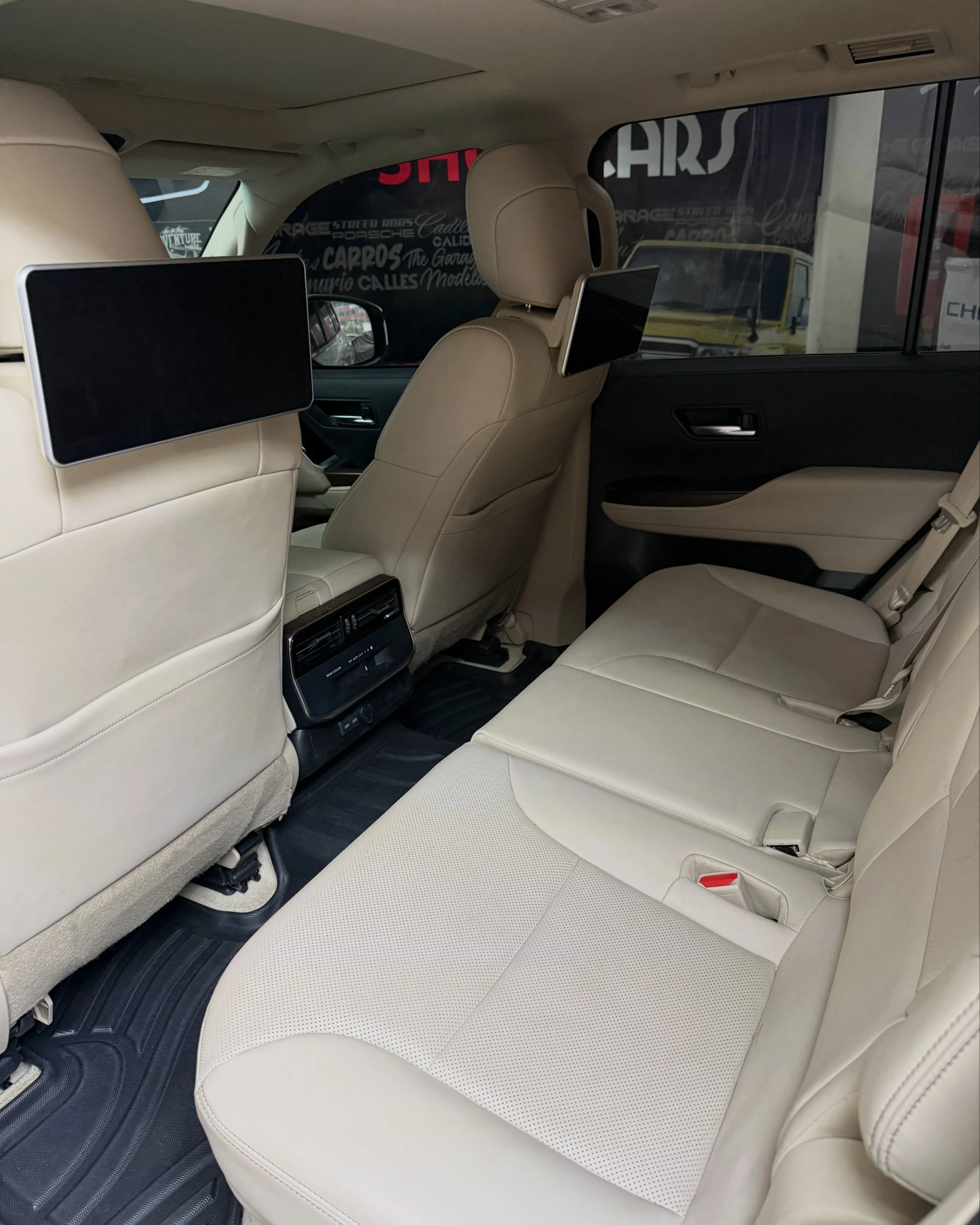2022 Toyota Land Cruiser — foto 7