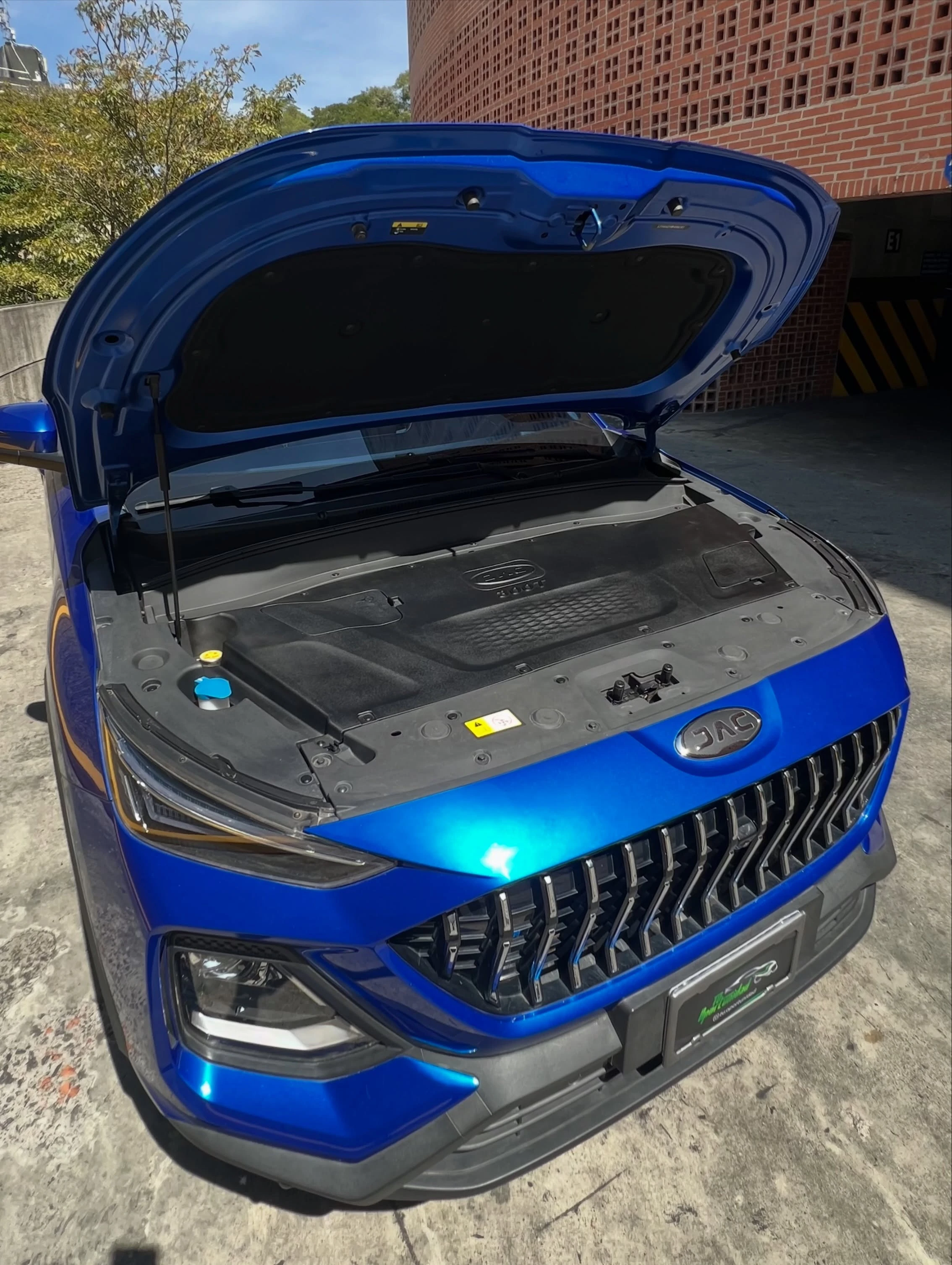 2024 JAC JS8 — foto 15