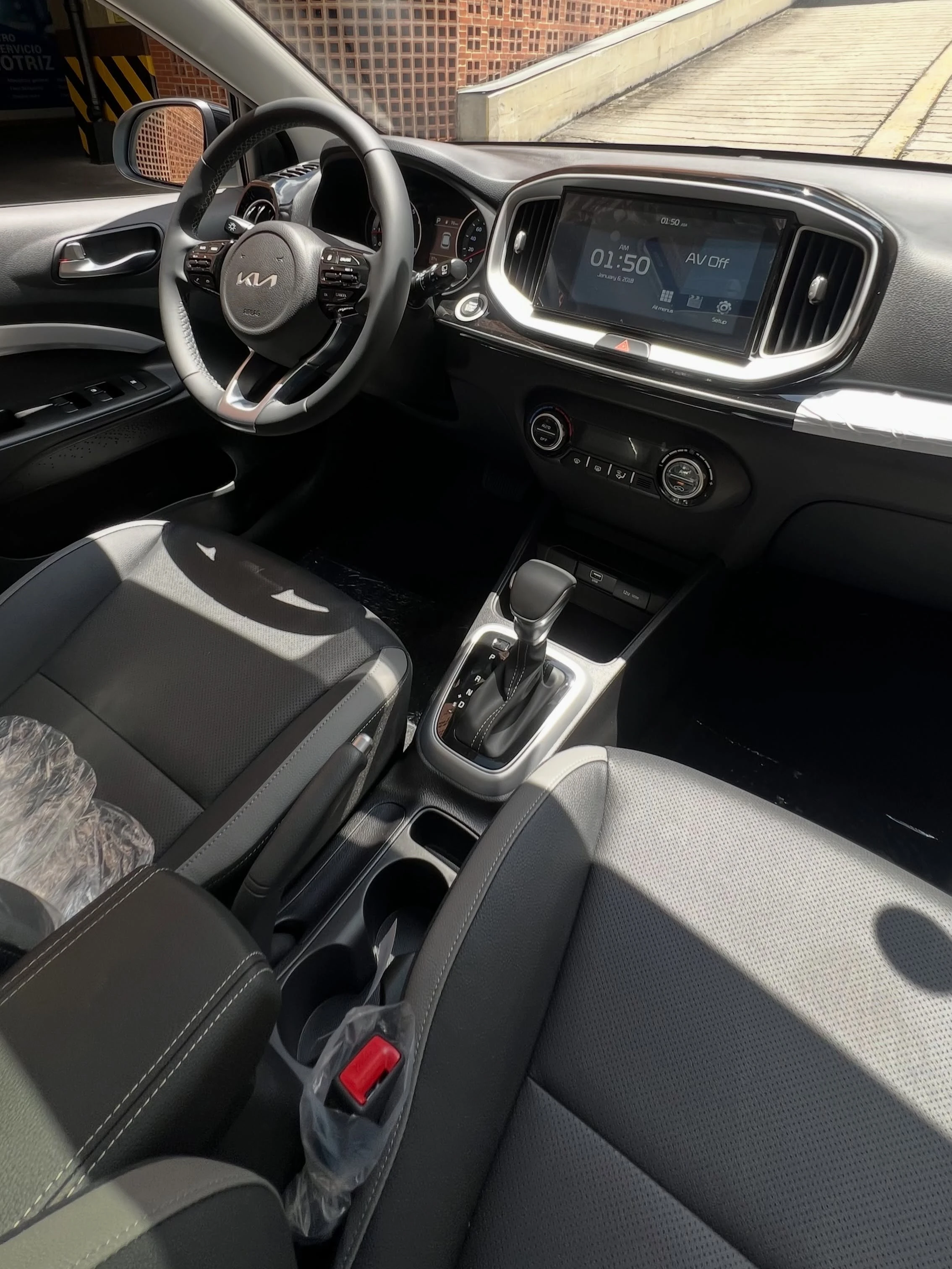 2026 Kia KX1 — foto 10