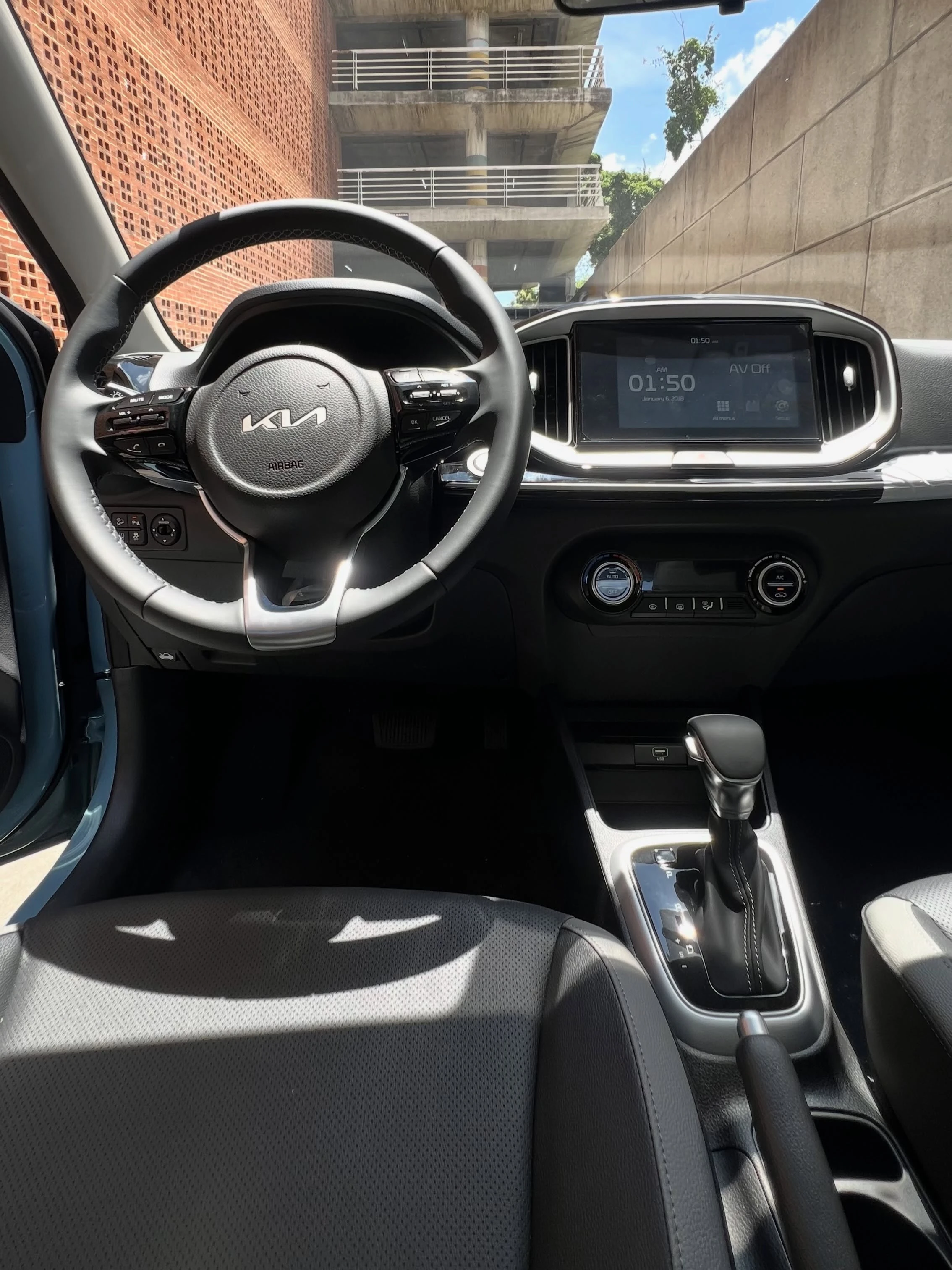2026 Kia KX1 — foto 13