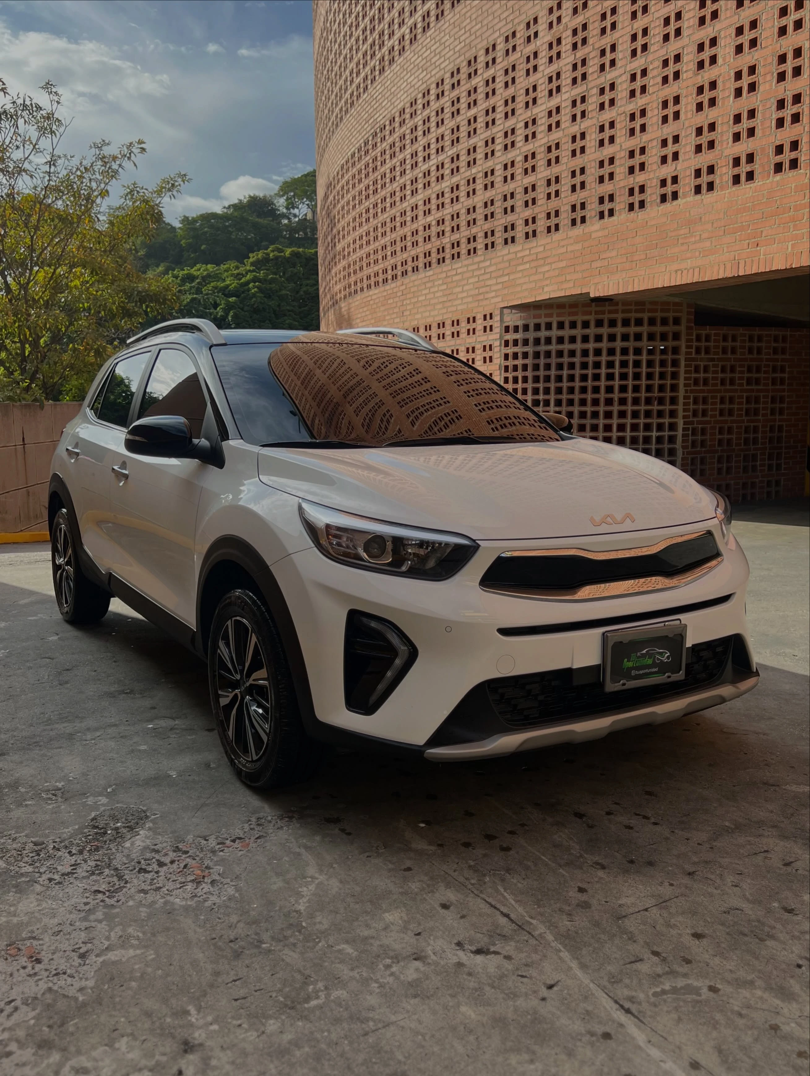 2025 Kia KX1 — foto 2