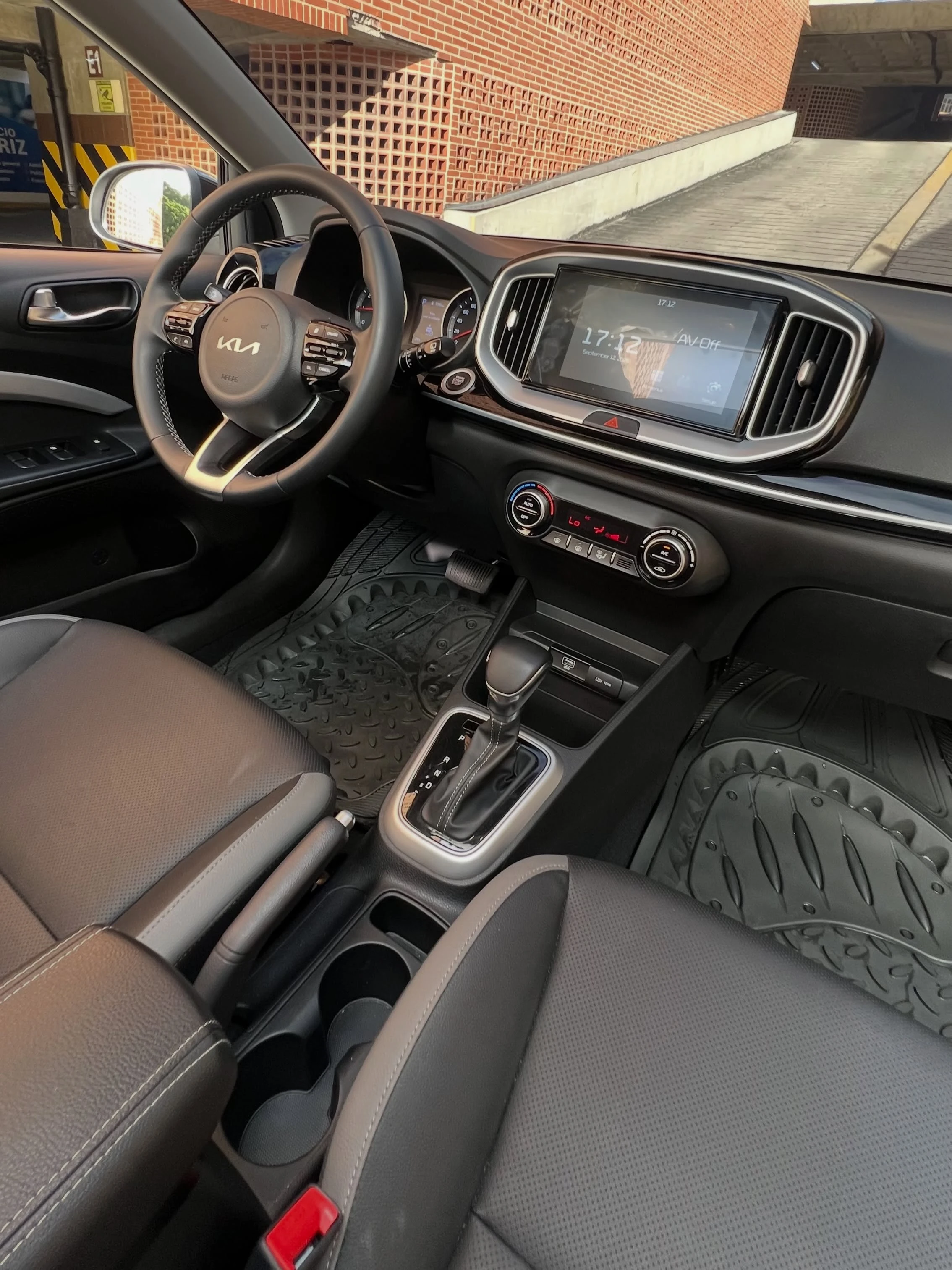 2025 Kia KX1 — foto 10