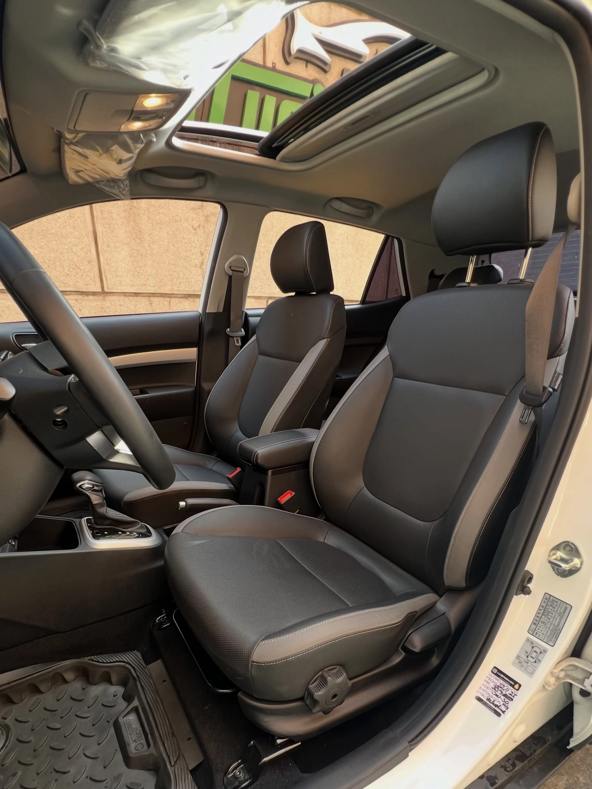 2025 Kia KX1 — foto 14