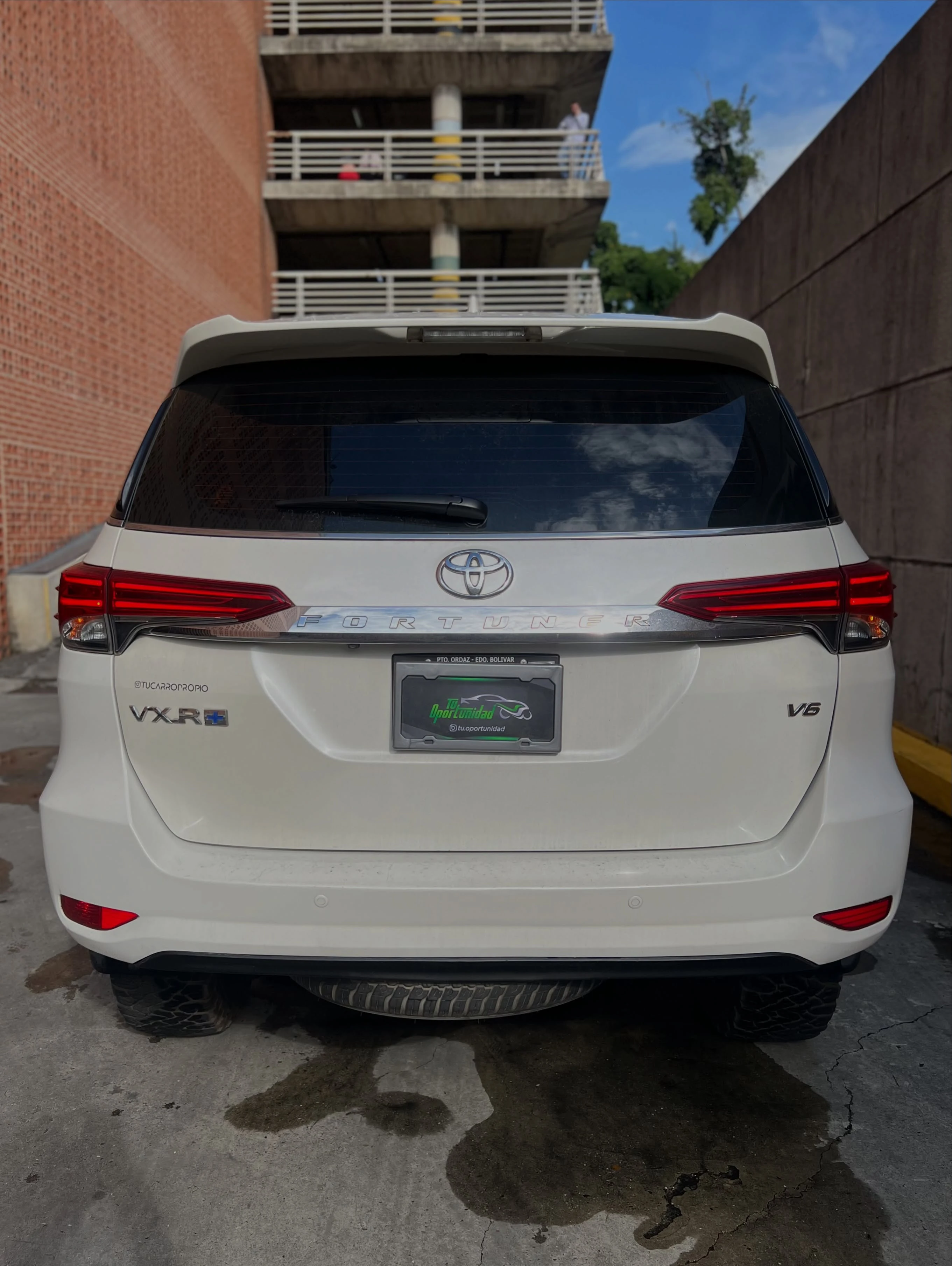 2017 Toyota Fortuner VX.R+ — foto 4