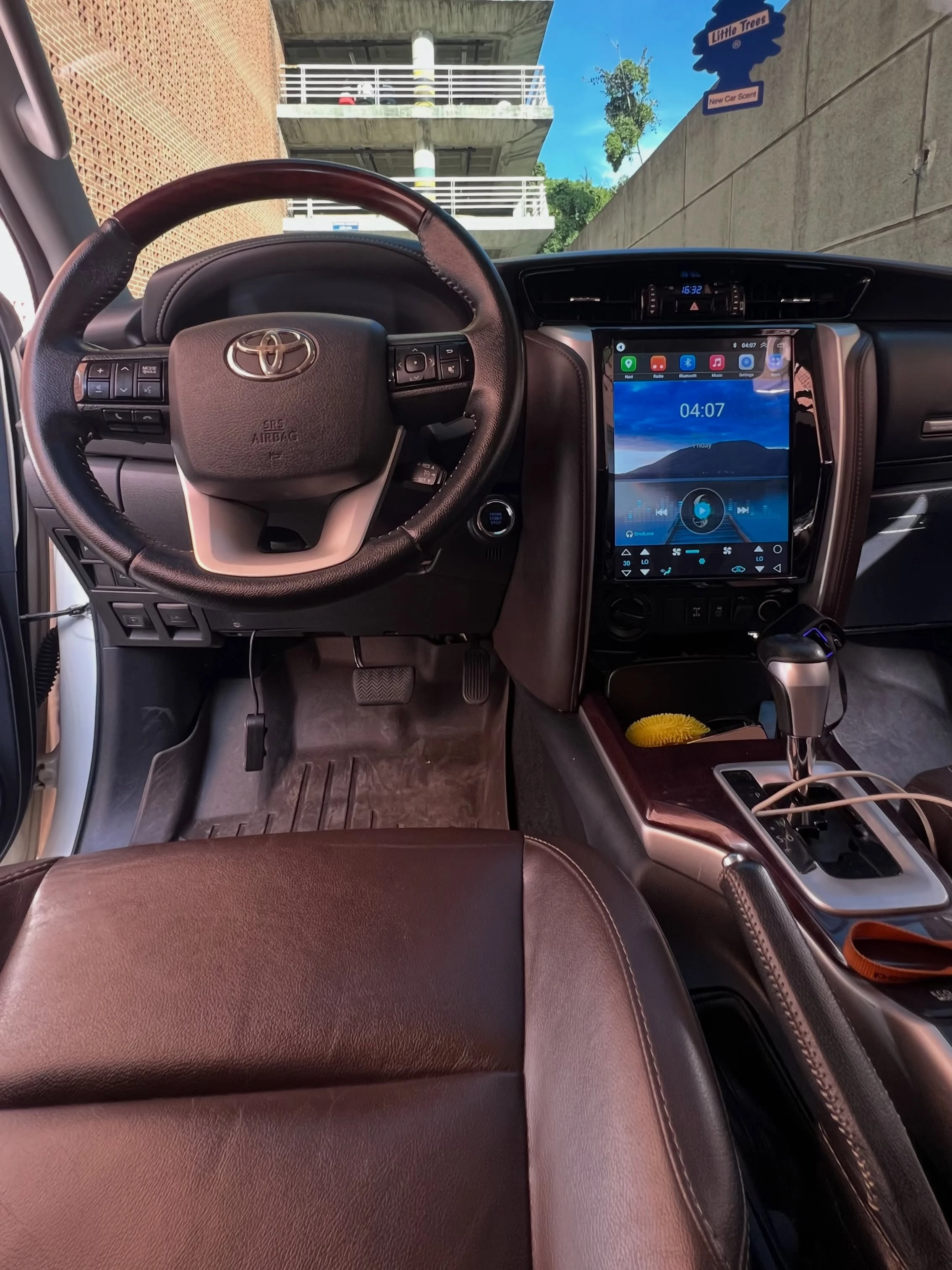 2017 Toyota Fortuner VX.R+ — foto 14