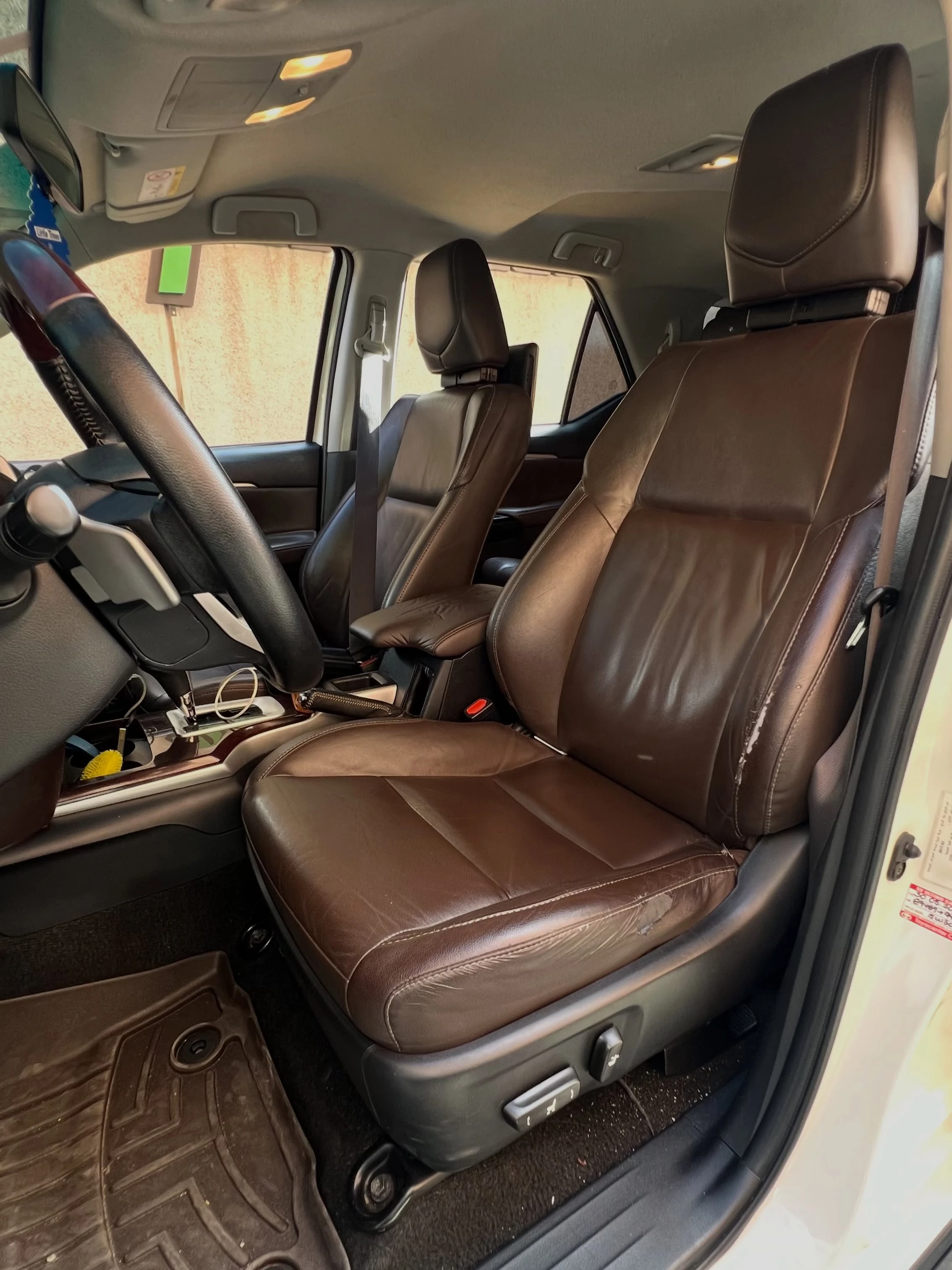 2017 Toyota Fortuner VX.R+ — foto 15