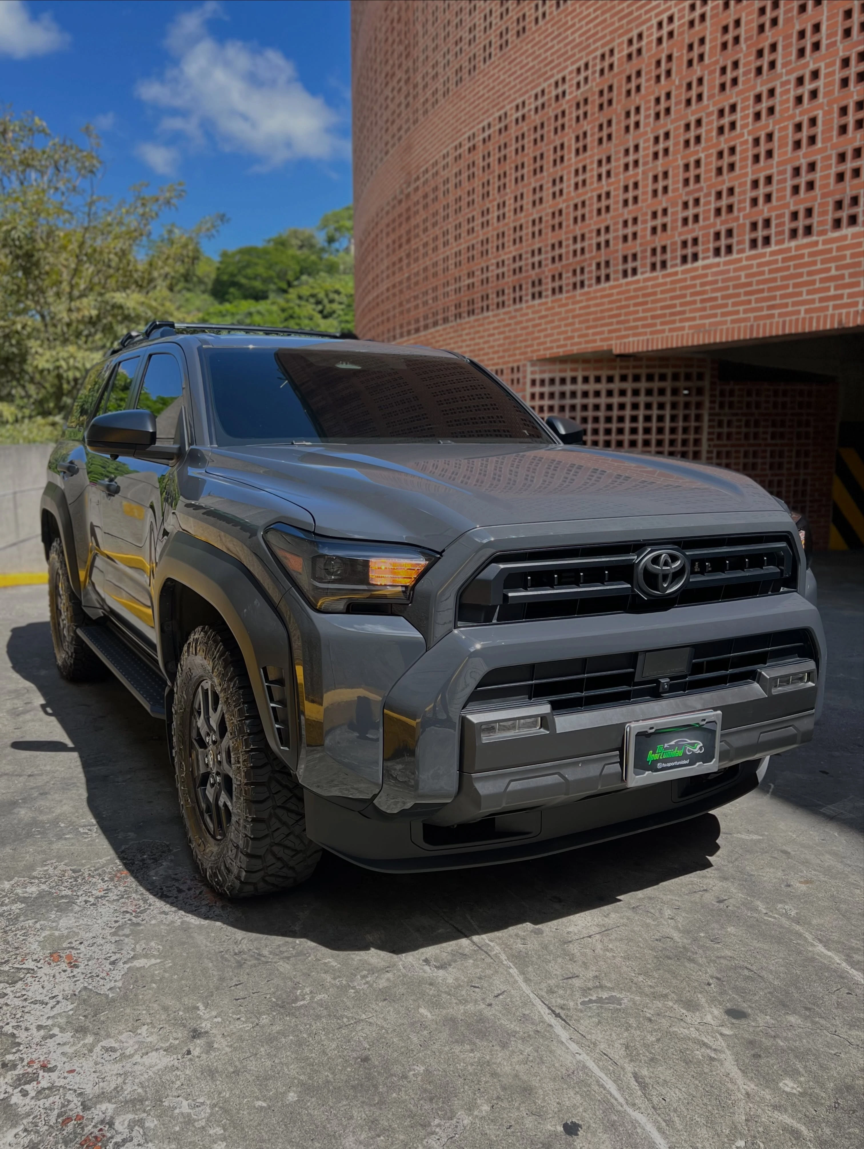 2025 Toyota 4Runner SR5 — foto 2
