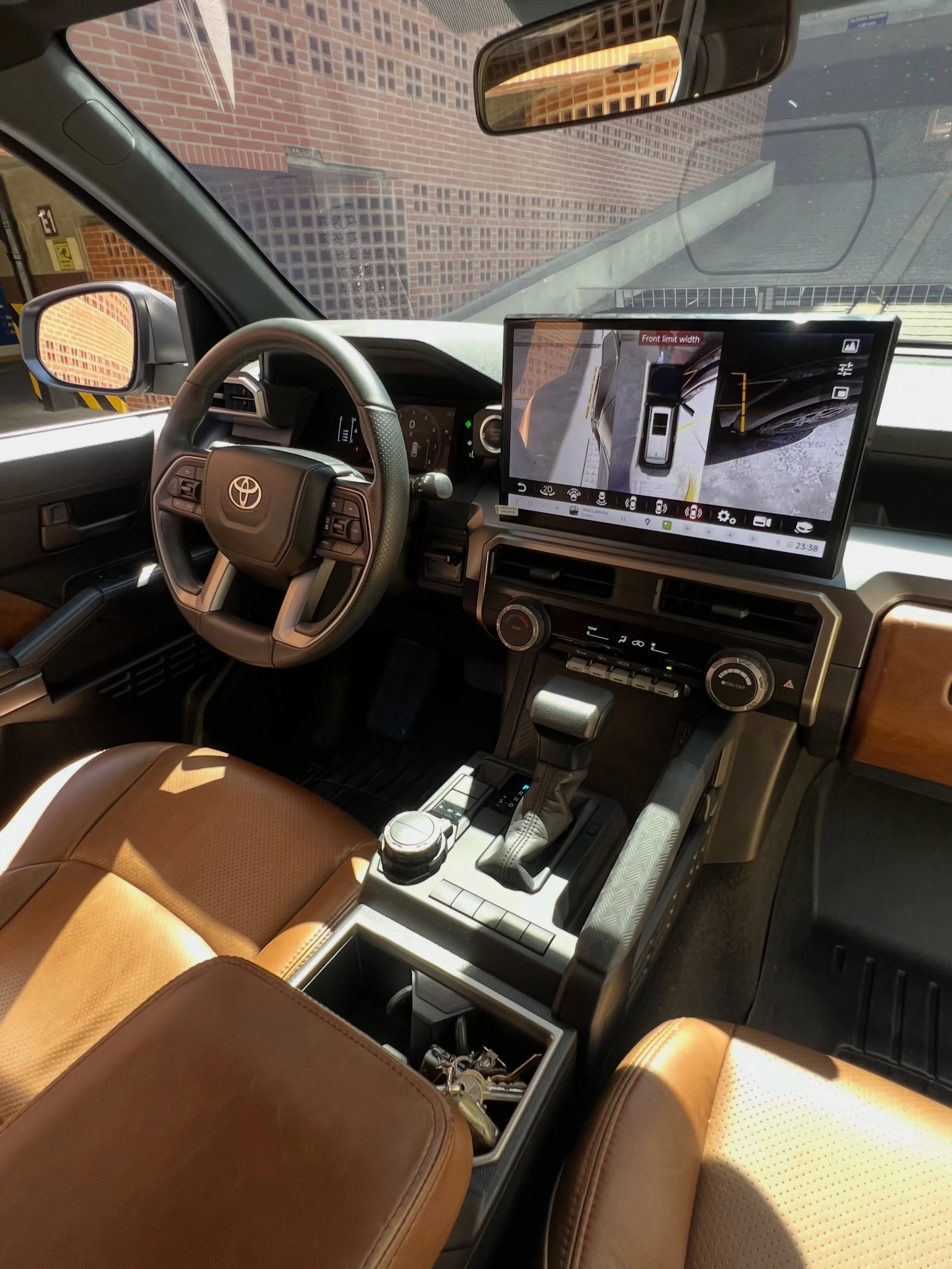 2025 Toyota 4Runner SR5 — foto 10