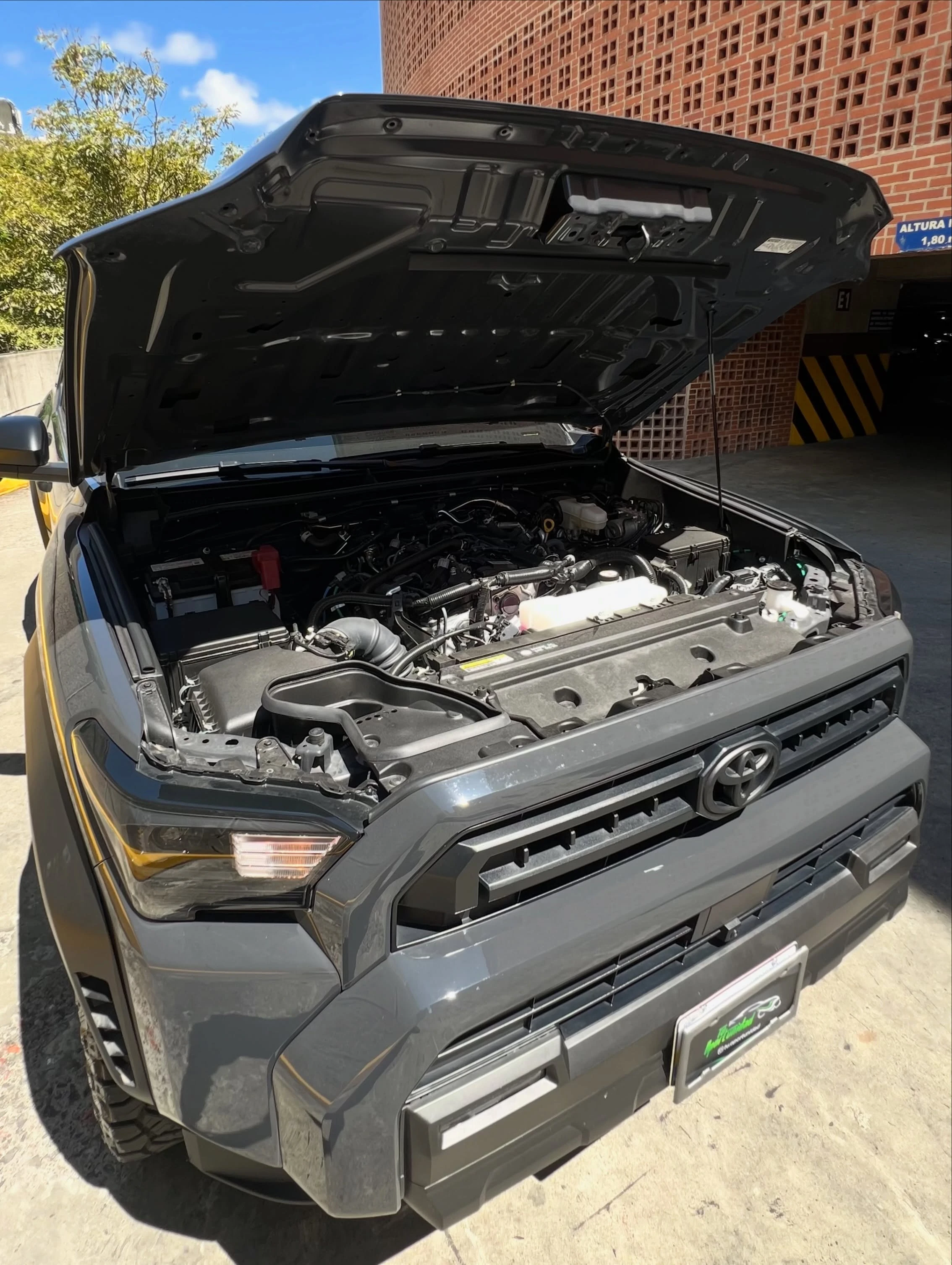 2025 Toyota 4Runner SR5 — foto 15