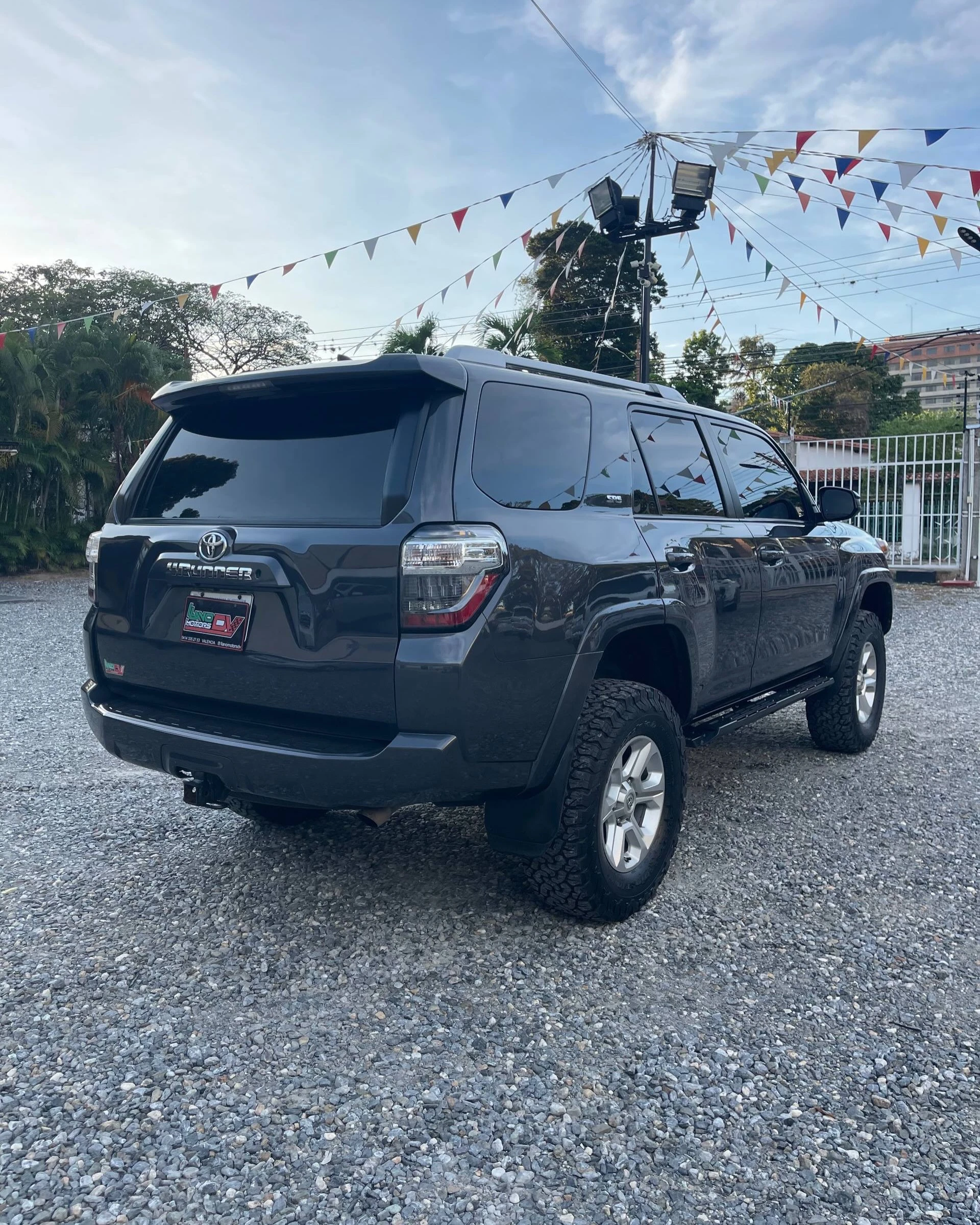 2018 Toyota 4Runner 4RUNNER SR5 — foto 4