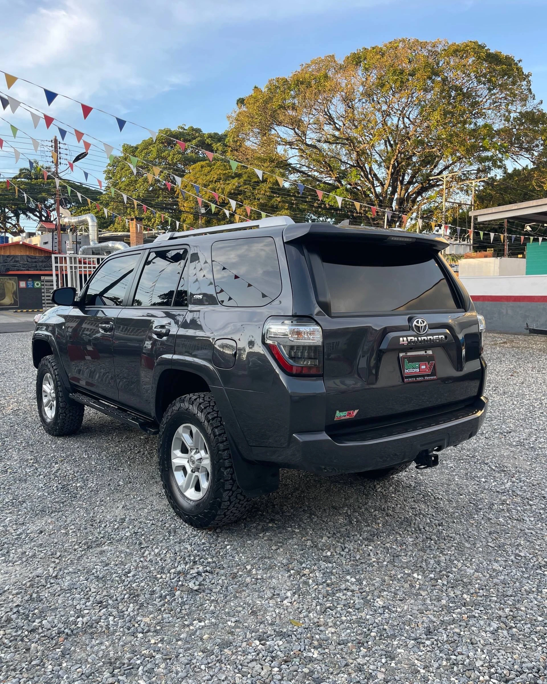 2018 Toyota 4Runner 4RUNNER SR5 — foto 6