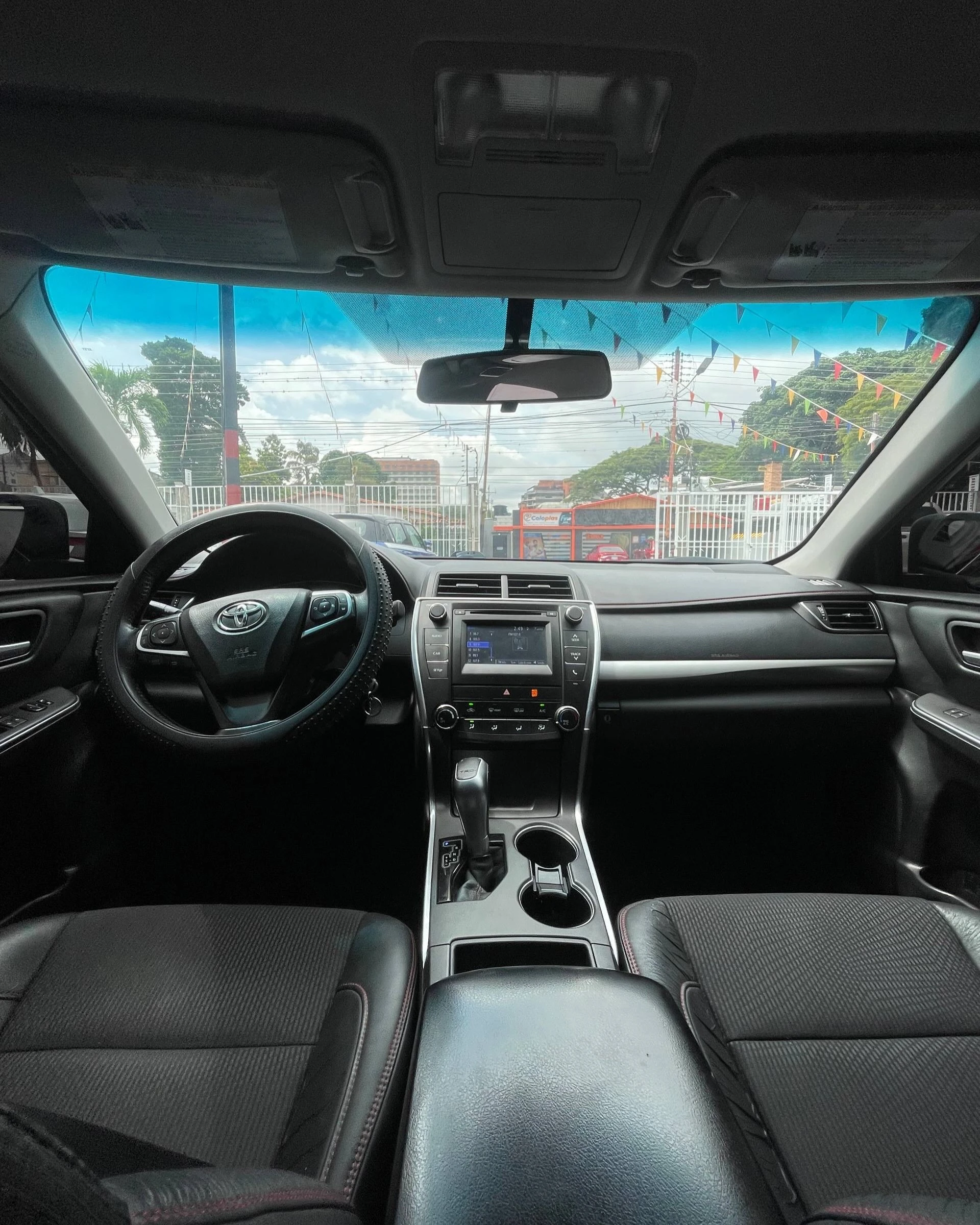 2016 Toyota Camry CAMRY (Excelente condición) — foto 8
