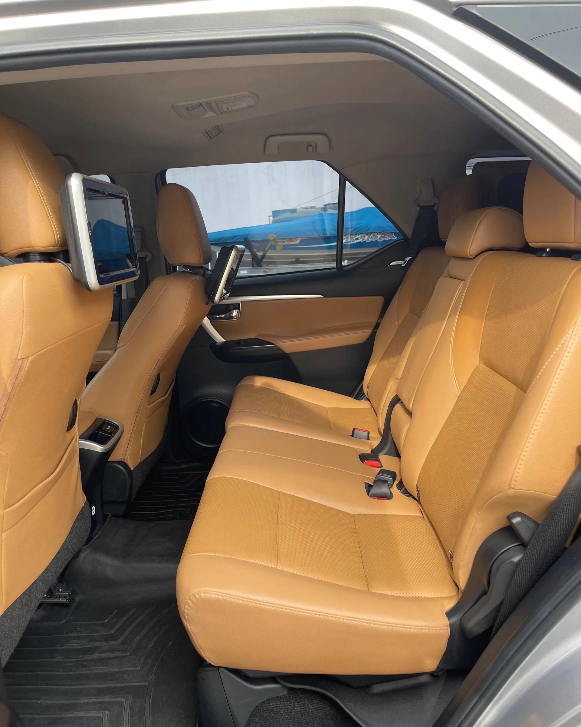 2019 Toyota Fortuner — foto 8