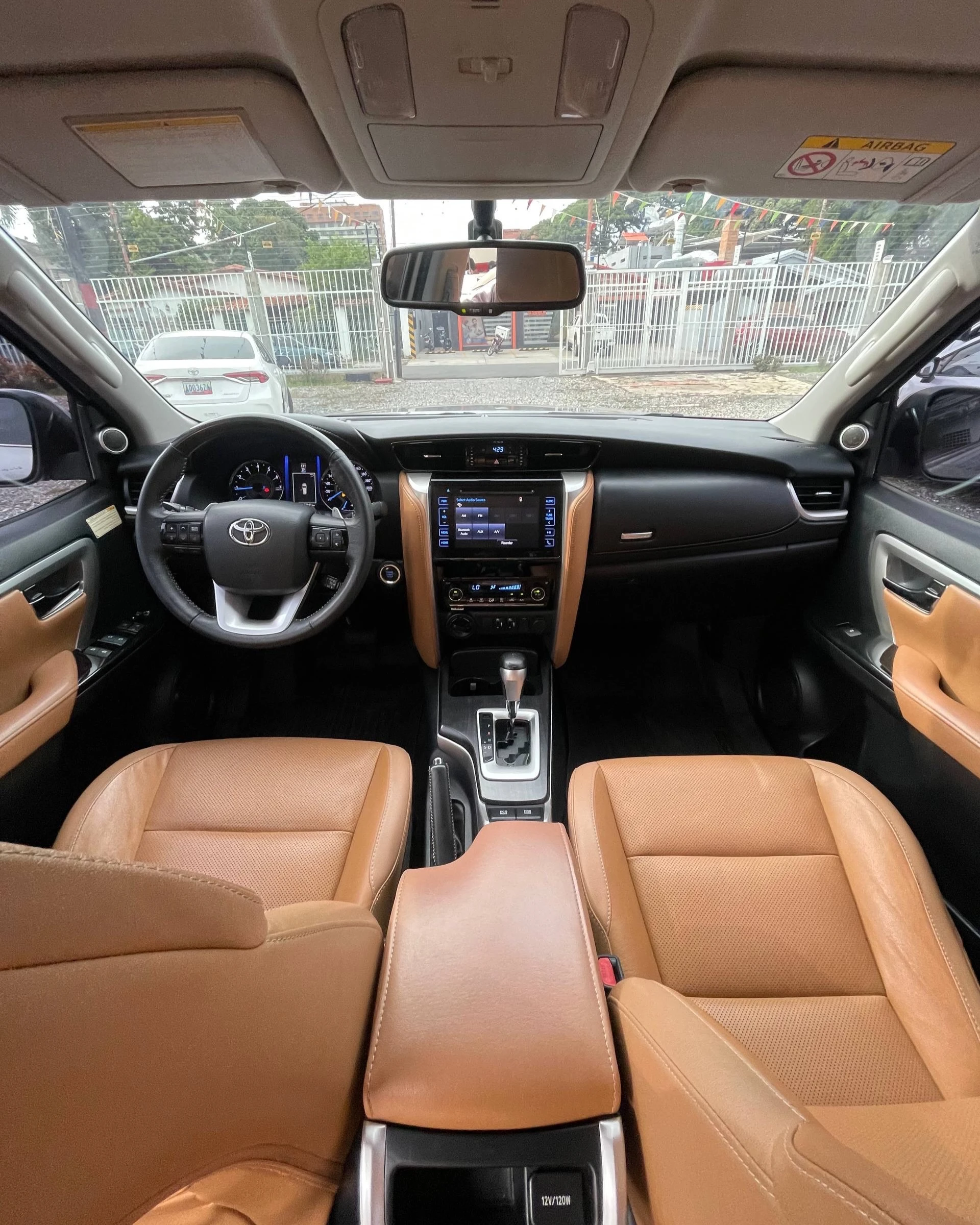 2019 Toyota Fortuner — foto 9