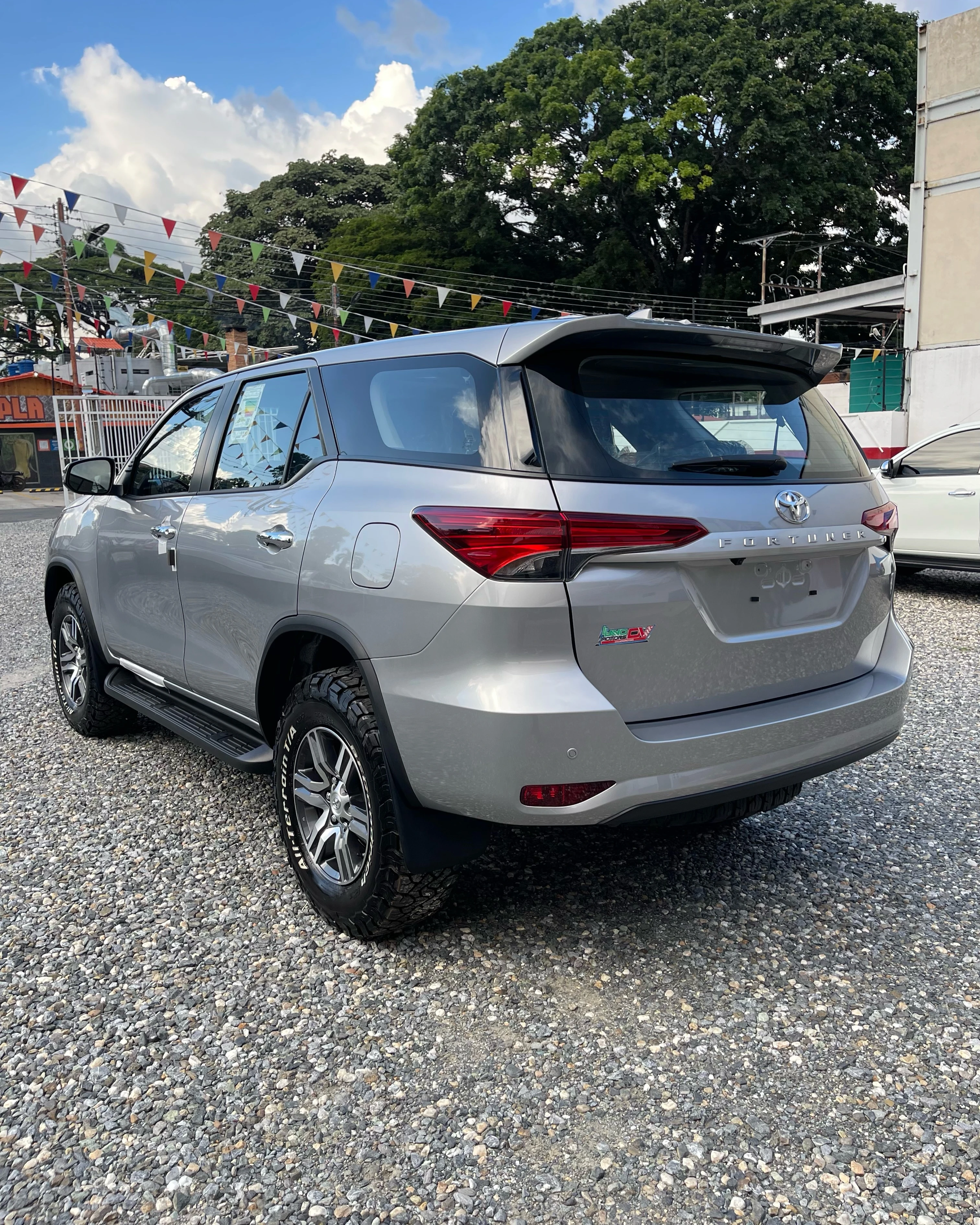 2026 Toyota Fortuner EXR (Equipamiento VXR) — foto 7