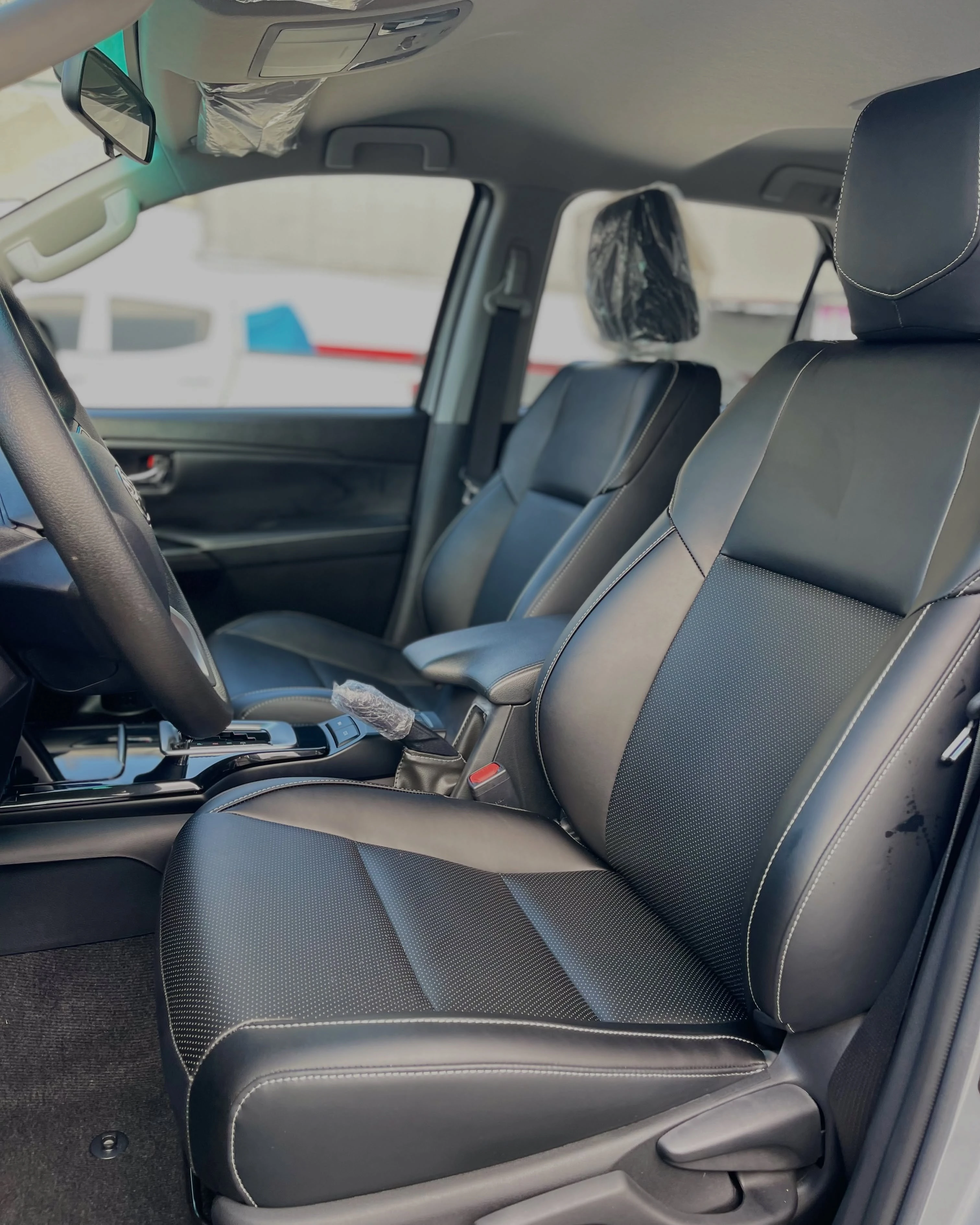 2026 Toyota Fortuner EXR (Equipamiento VXR) — foto 11