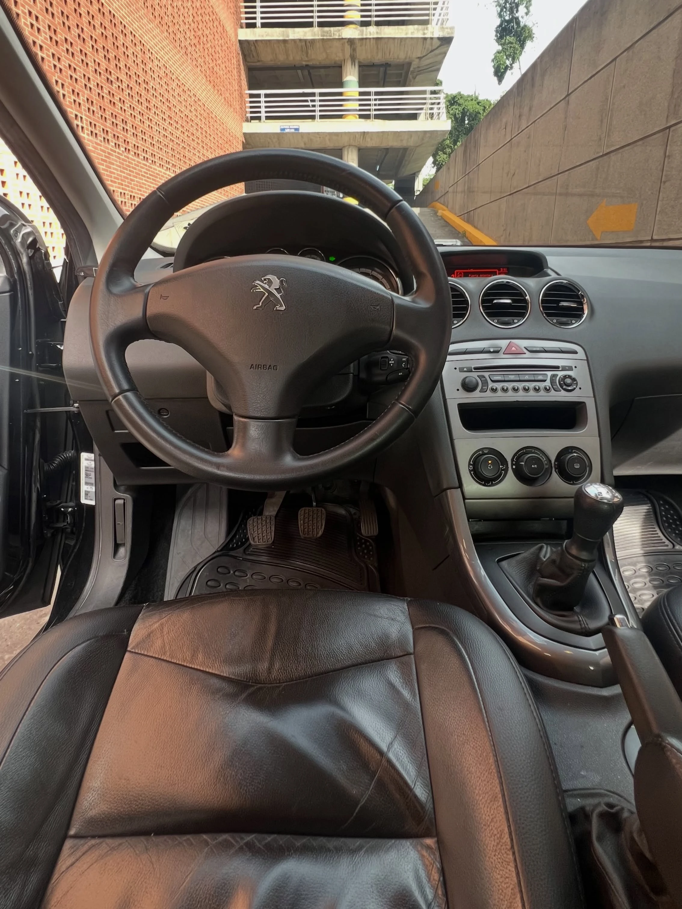 2012 Peugeot 408 — foto 12