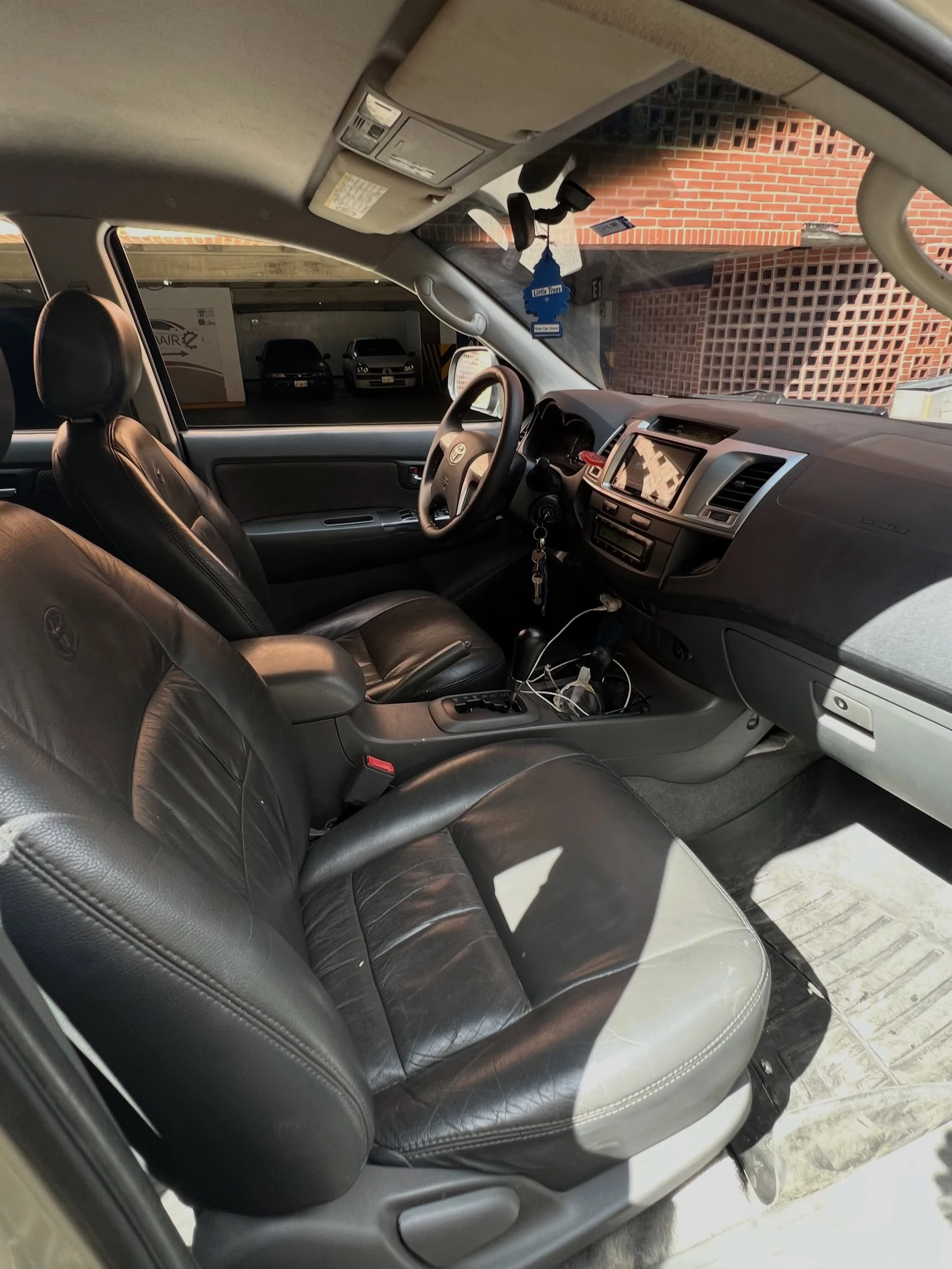 2015 Toyota Hilux Kavak — foto 11