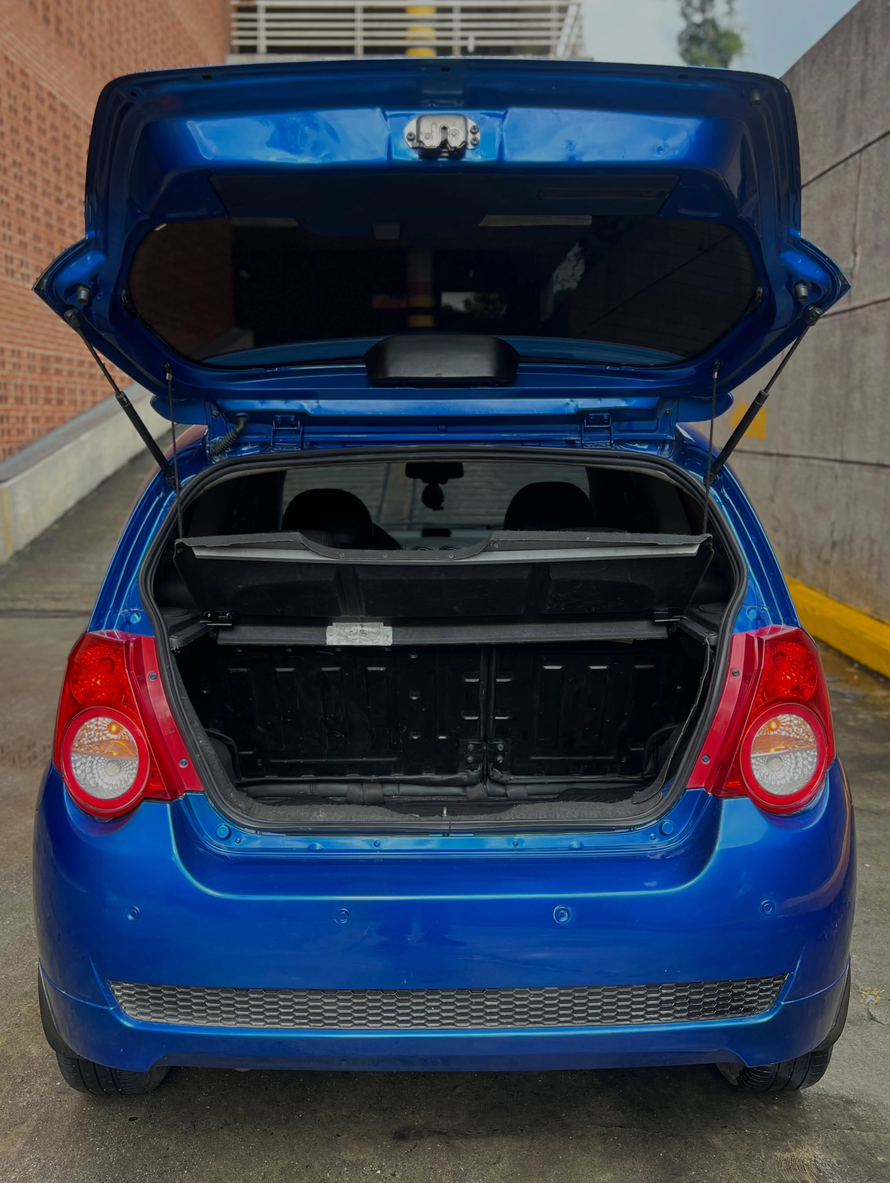 2013 Chevrolet Aveo Speed — foto 6