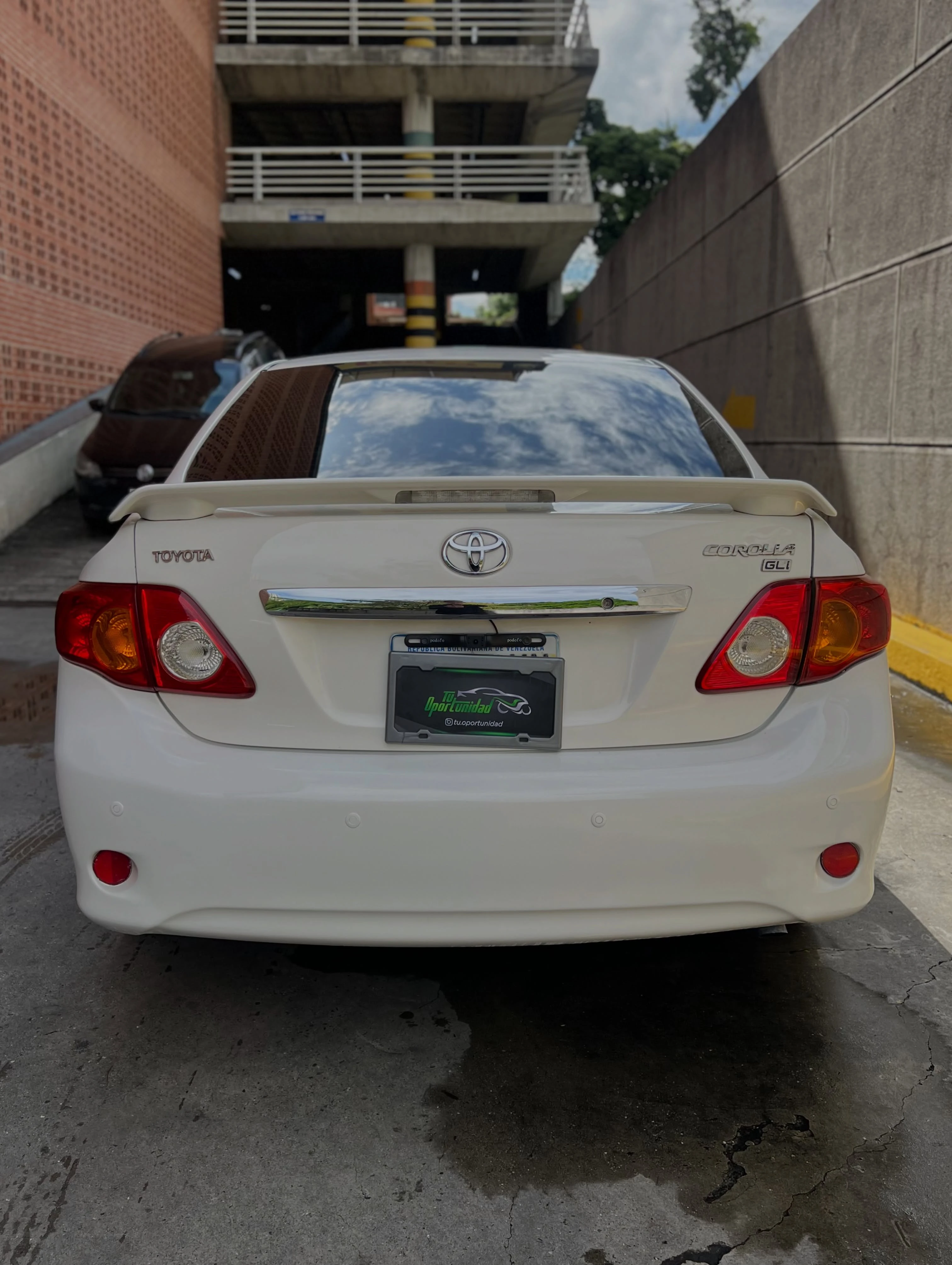 2010 Toyota Corolla GLi — foto 4