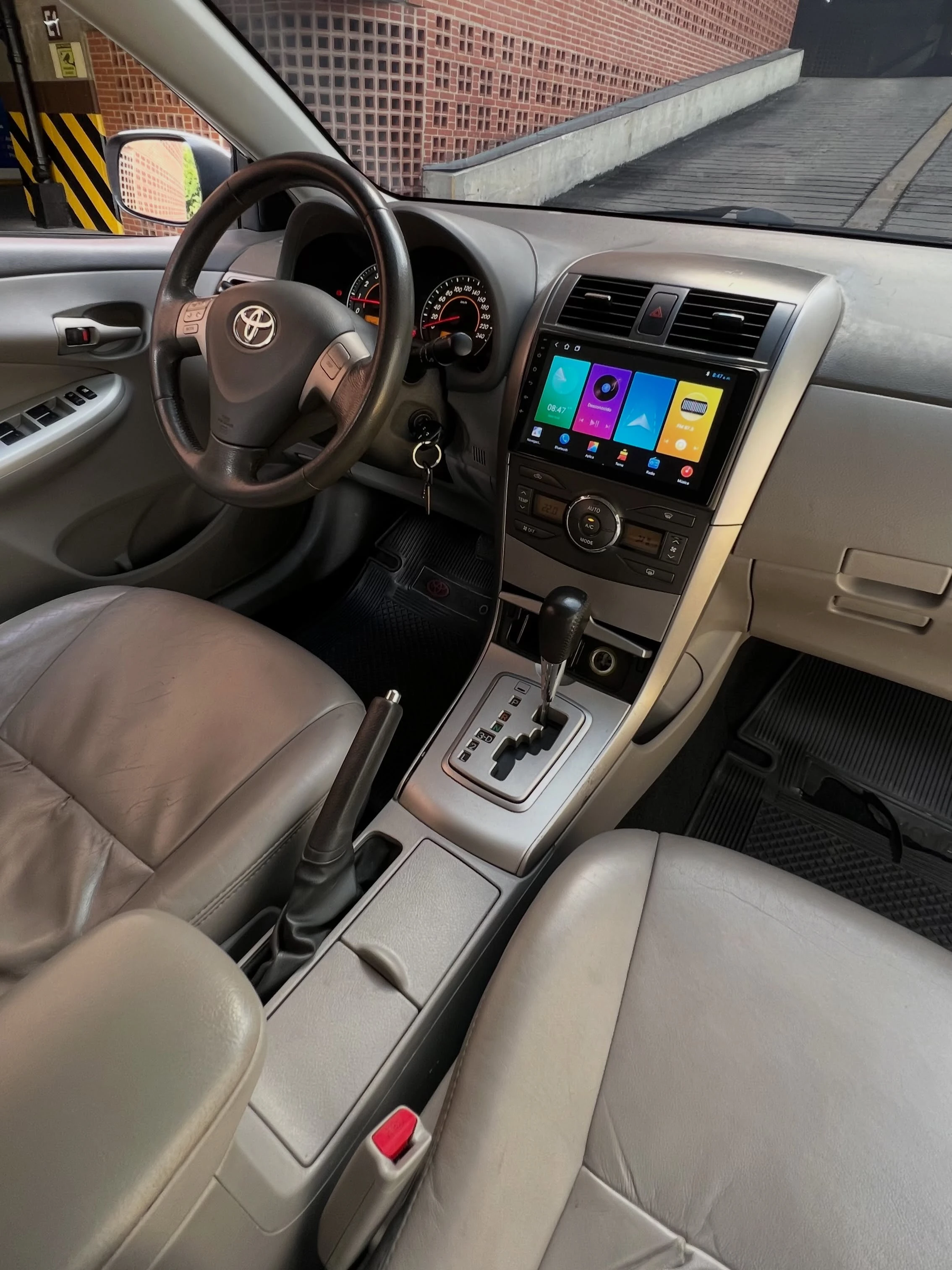 2010 Toyota Corolla GLi — foto 10