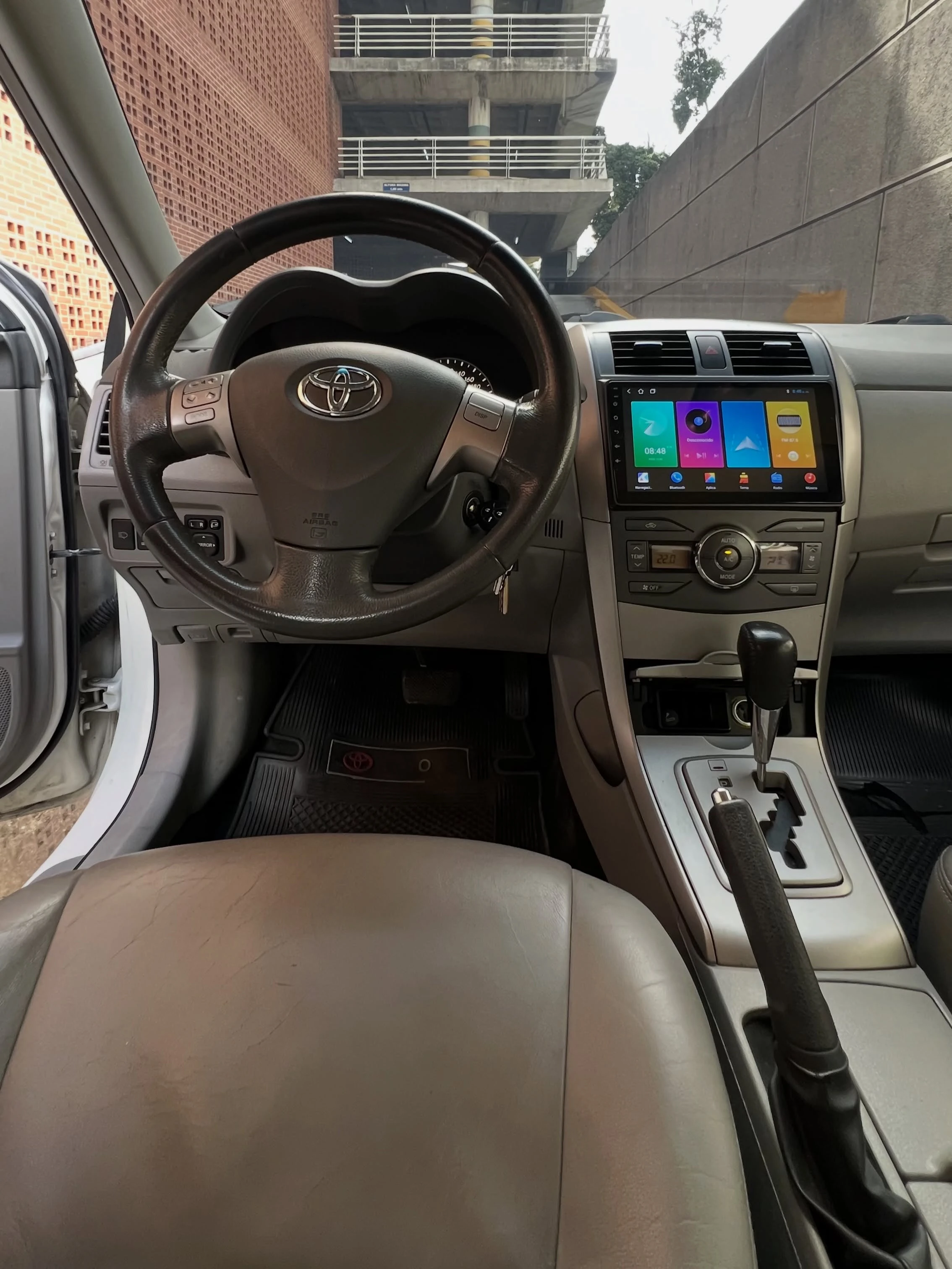 2010 Toyota Corolla GLi — foto 13