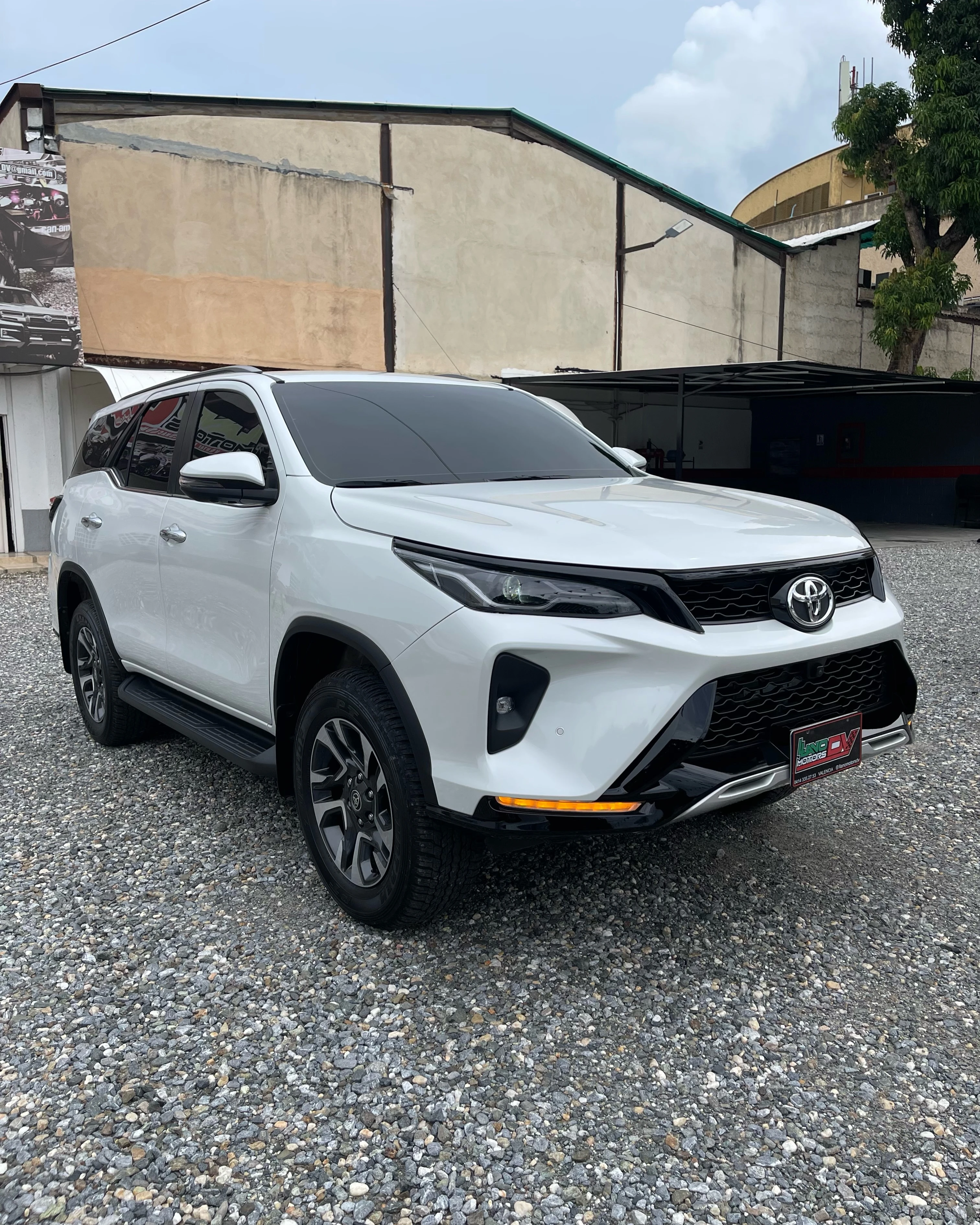 2025 Toyota Fortuner NACIONAL — foto 4