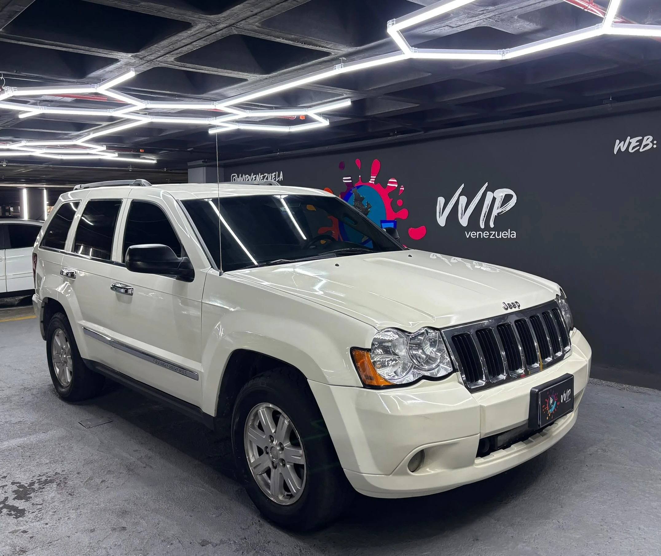 2009 Jeep Grand Cherokee V8 — foto 2